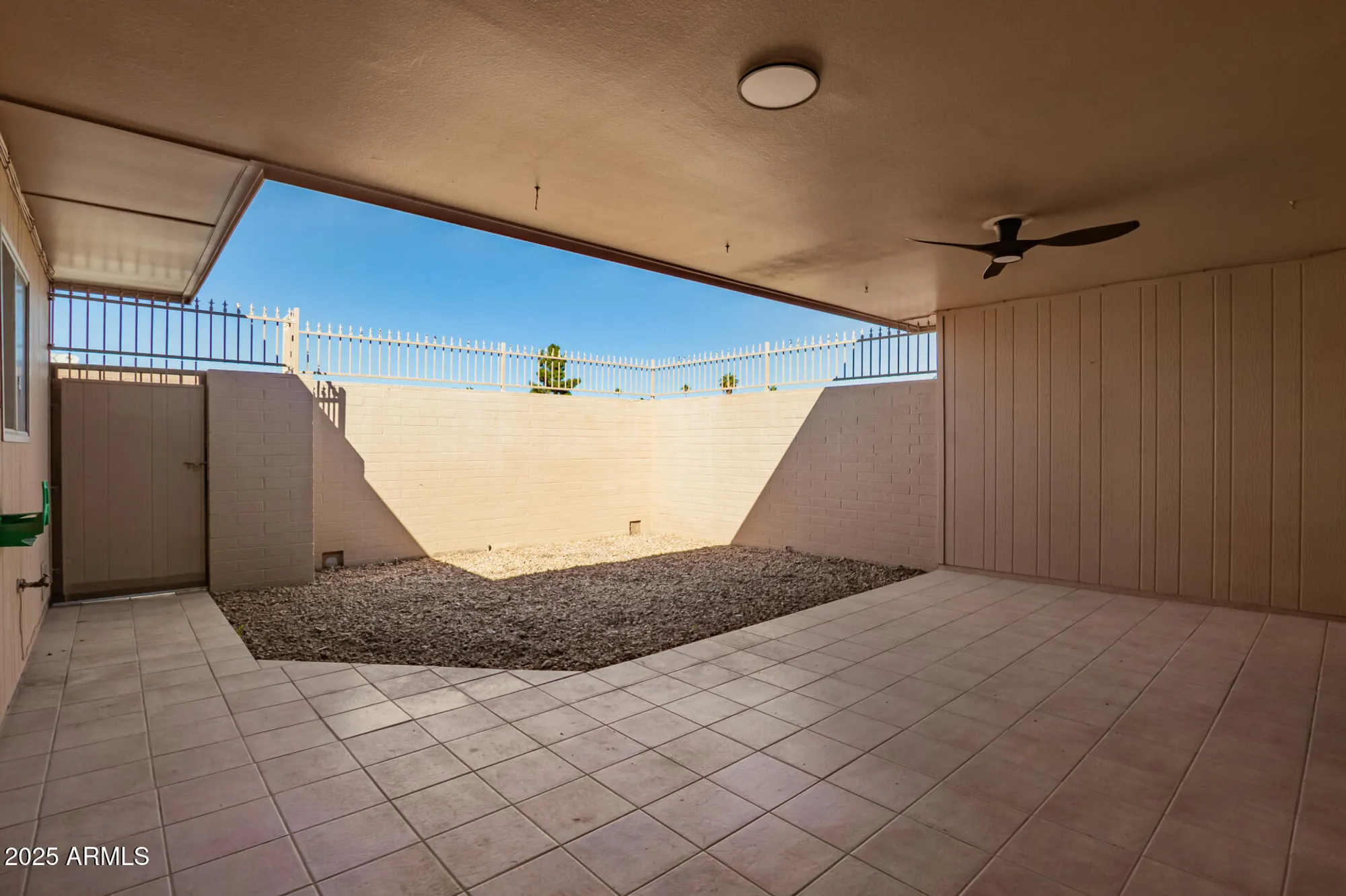 Property Slideshow image 34 of 40 | 14020 n palm ridge dr, Sun City, AZ, 85351