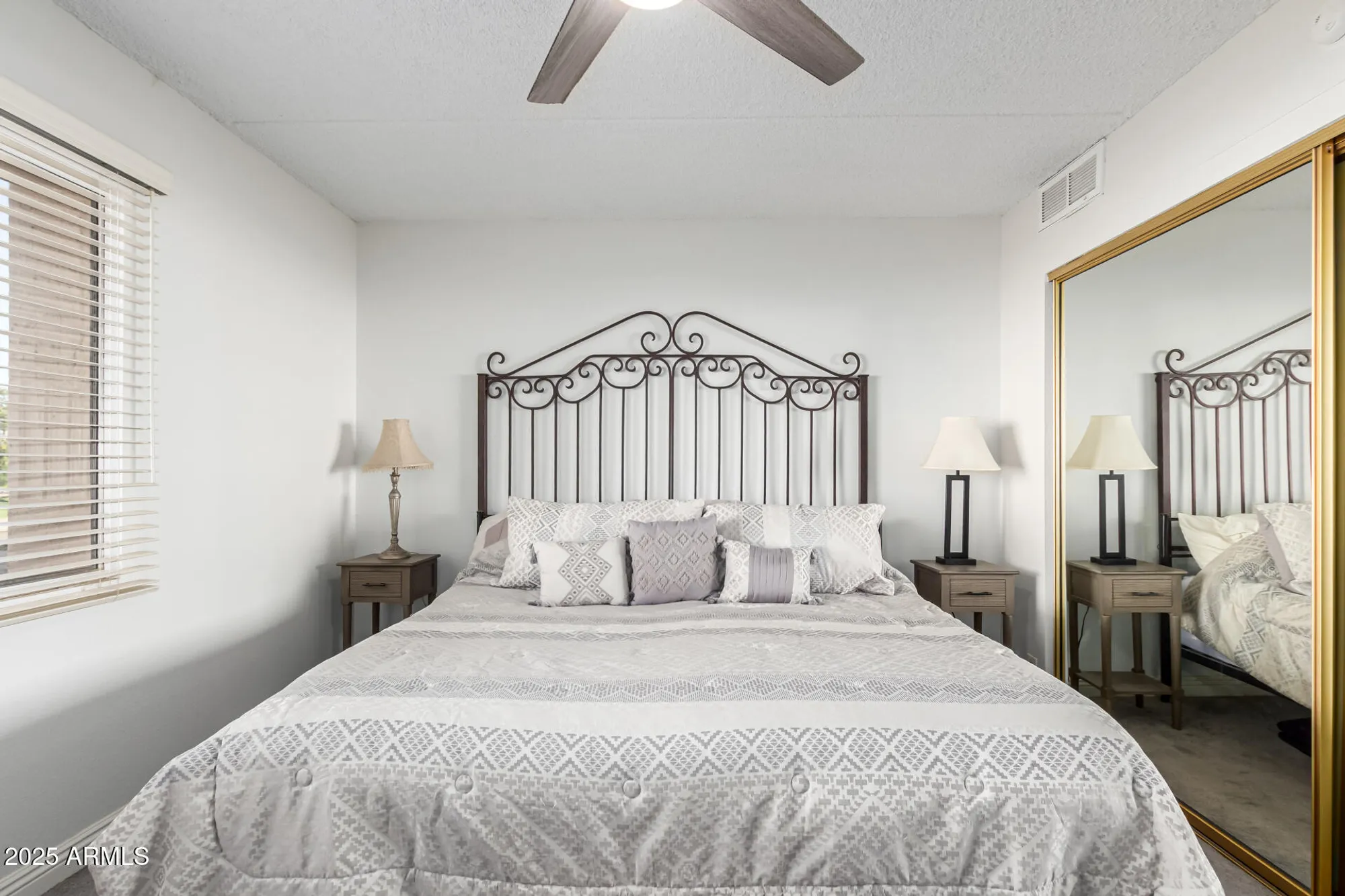 Property Slideshow image 4 of 12 | 7910 e camelback rd 203, Scottsdale, AZ, 85251