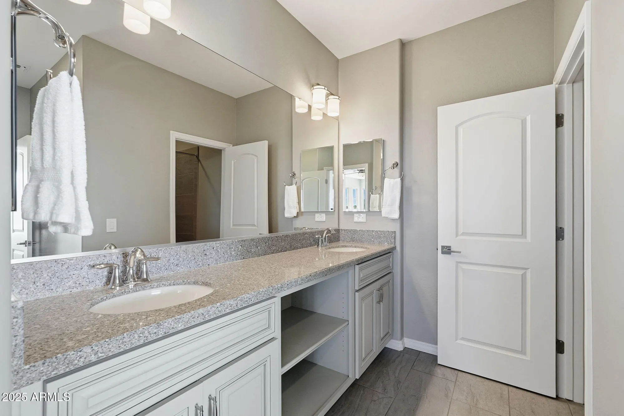 Property Slideshow image 33 of 71 | 918 e cobble stone dr, Queen Creek, AZ, 85140