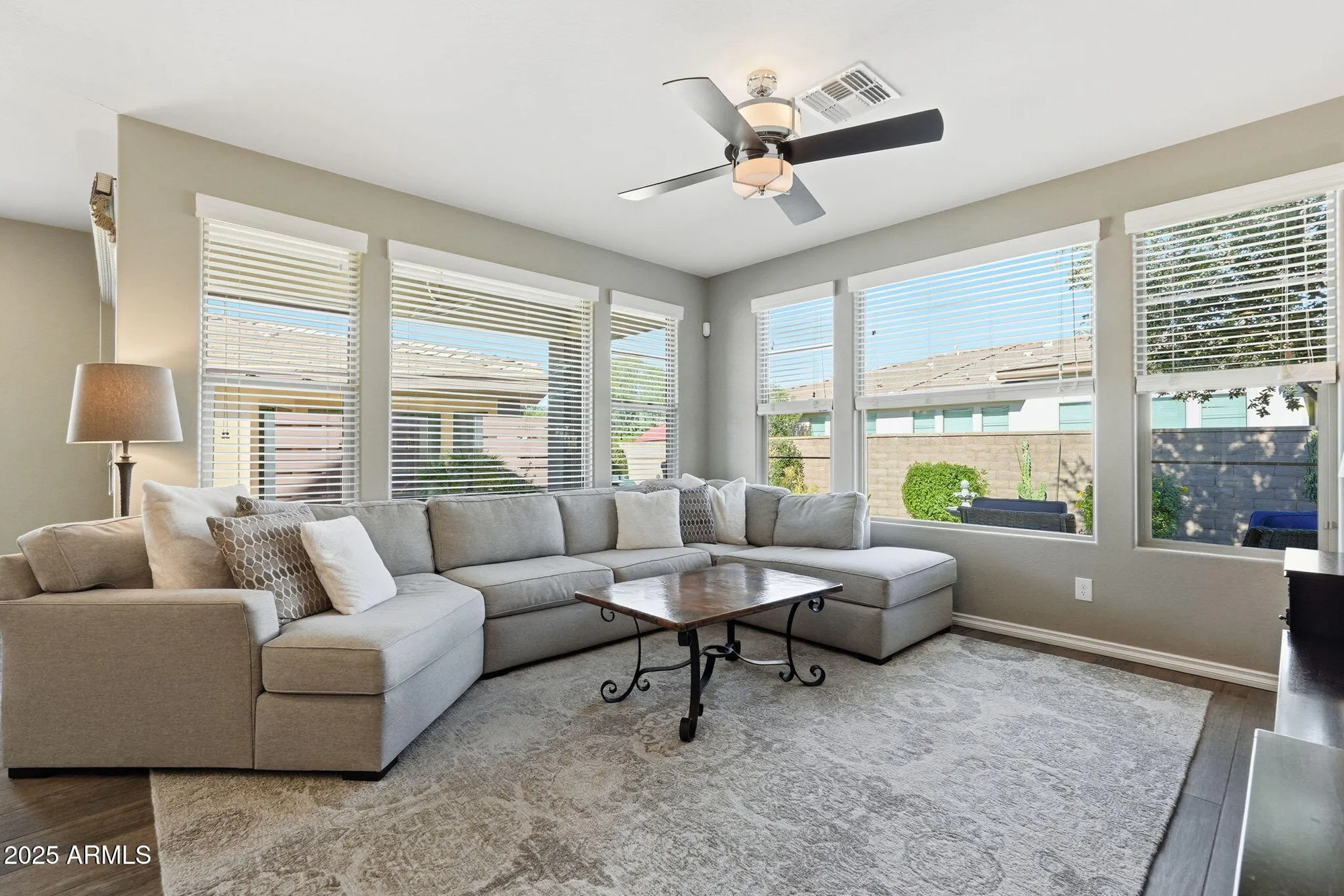 Property Slideshow image 11 of 71 | 918 e cobble stone dr, Queen Creek, AZ, 85140