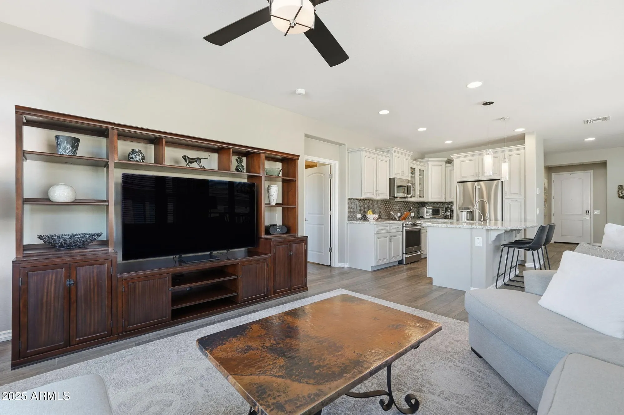 Property Slideshow image 10 of 71 | 918 e cobble stone dr, Queen Creek, AZ, 85140