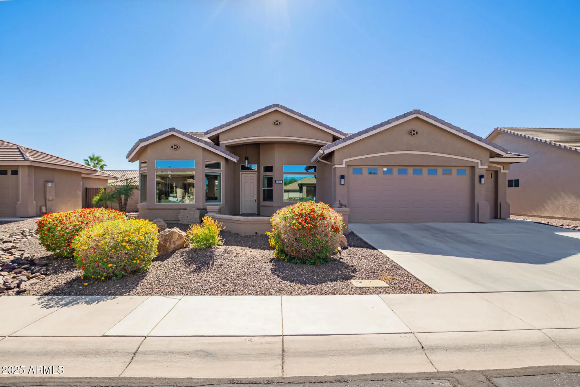Property Slideshow image 1 of 33 | 11217 e olla ave, Mesa, AZ, 85212