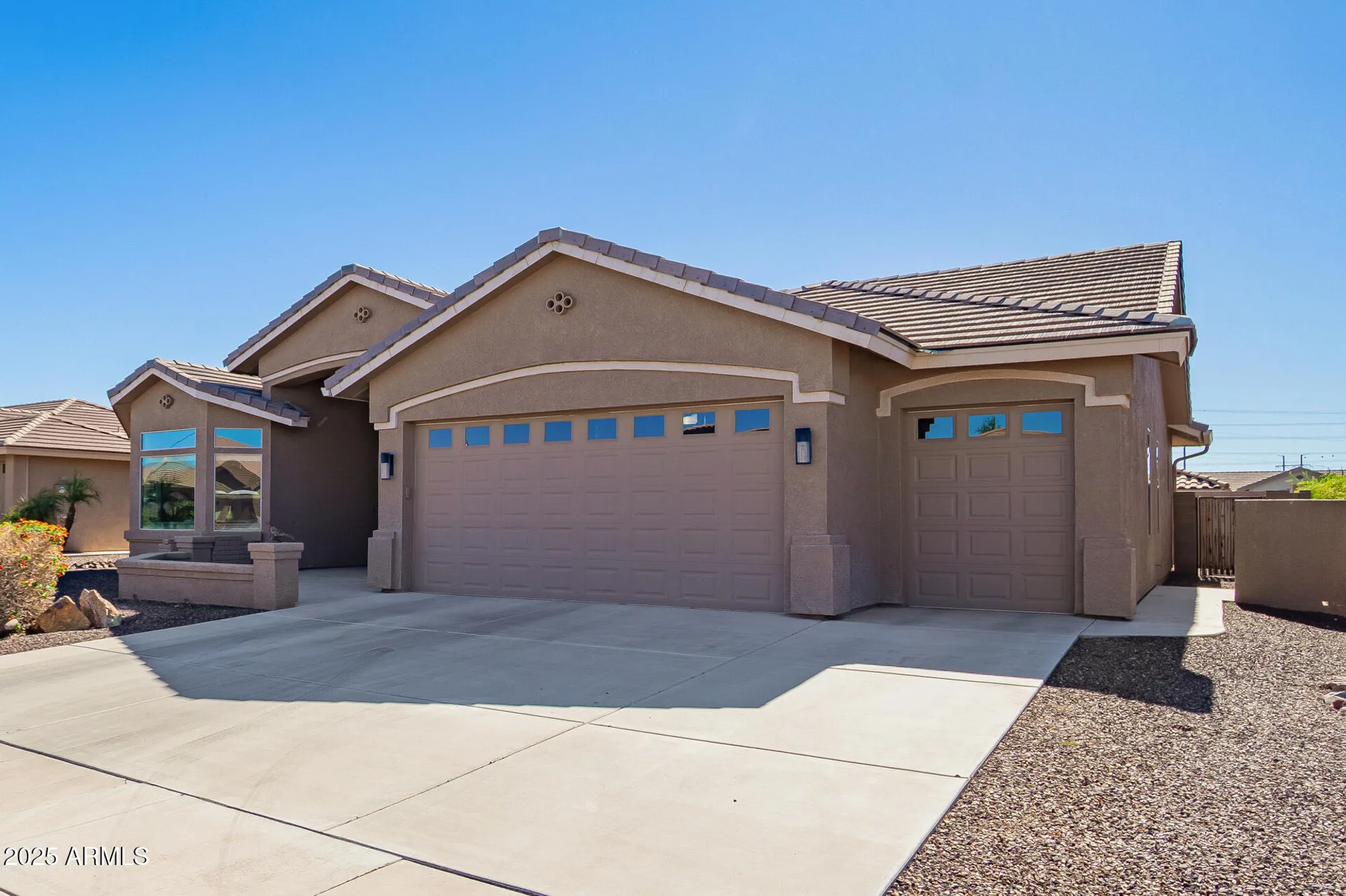 Property Slideshow image 6 of 33 | 11217 e olla ave, Mesa, AZ, 85212