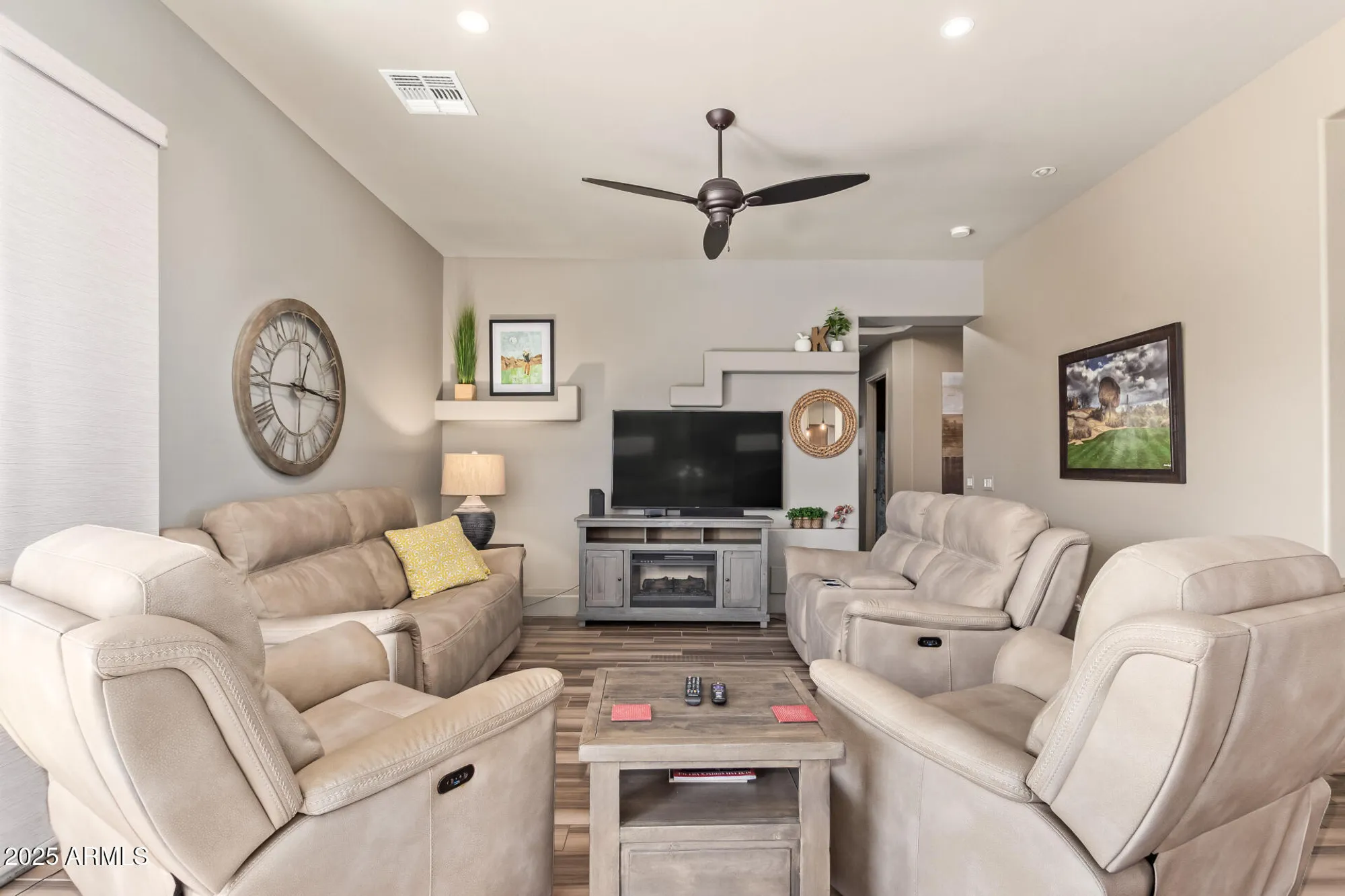 Property Slideshow image 10 of 33 | 11217 e olla ave, Mesa, AZ, 85212