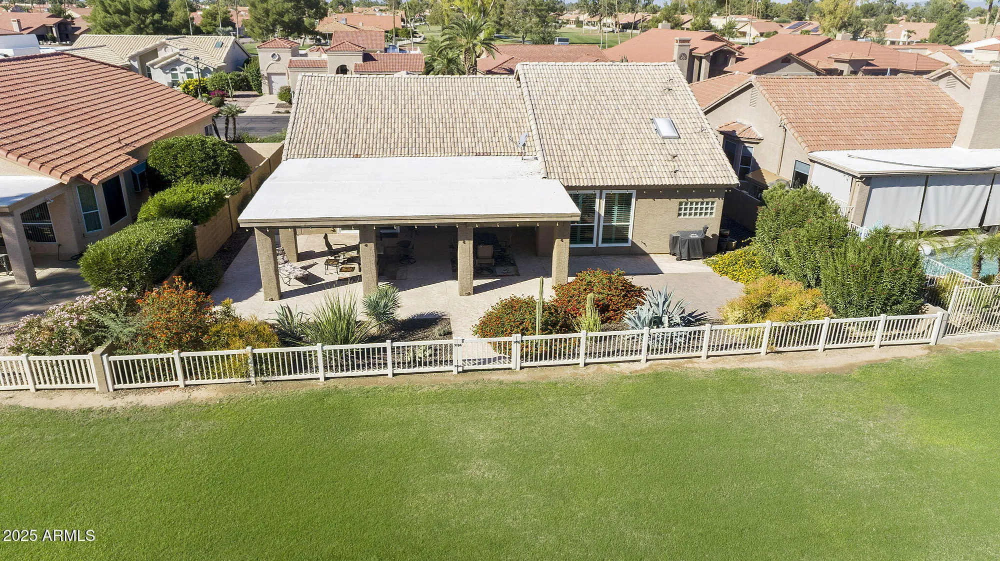 Property Slideshow image 55 of 79 | 26001 s flame tree dr, Sun Lakes, AZ, 85248