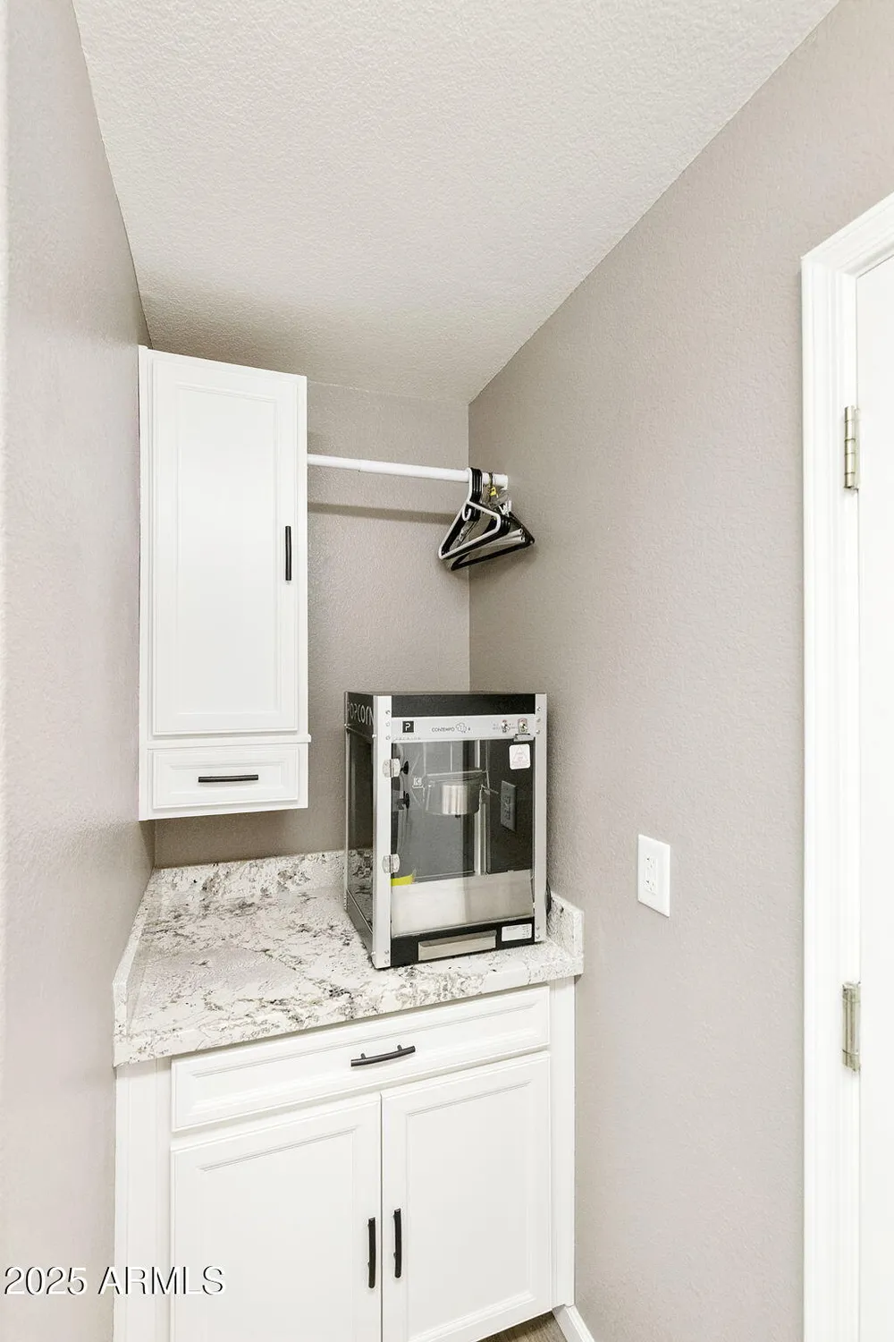 Property Slideshow image 35 of 79 | 26001 s flame tree dr, Sun Lakes, AZ, 85248