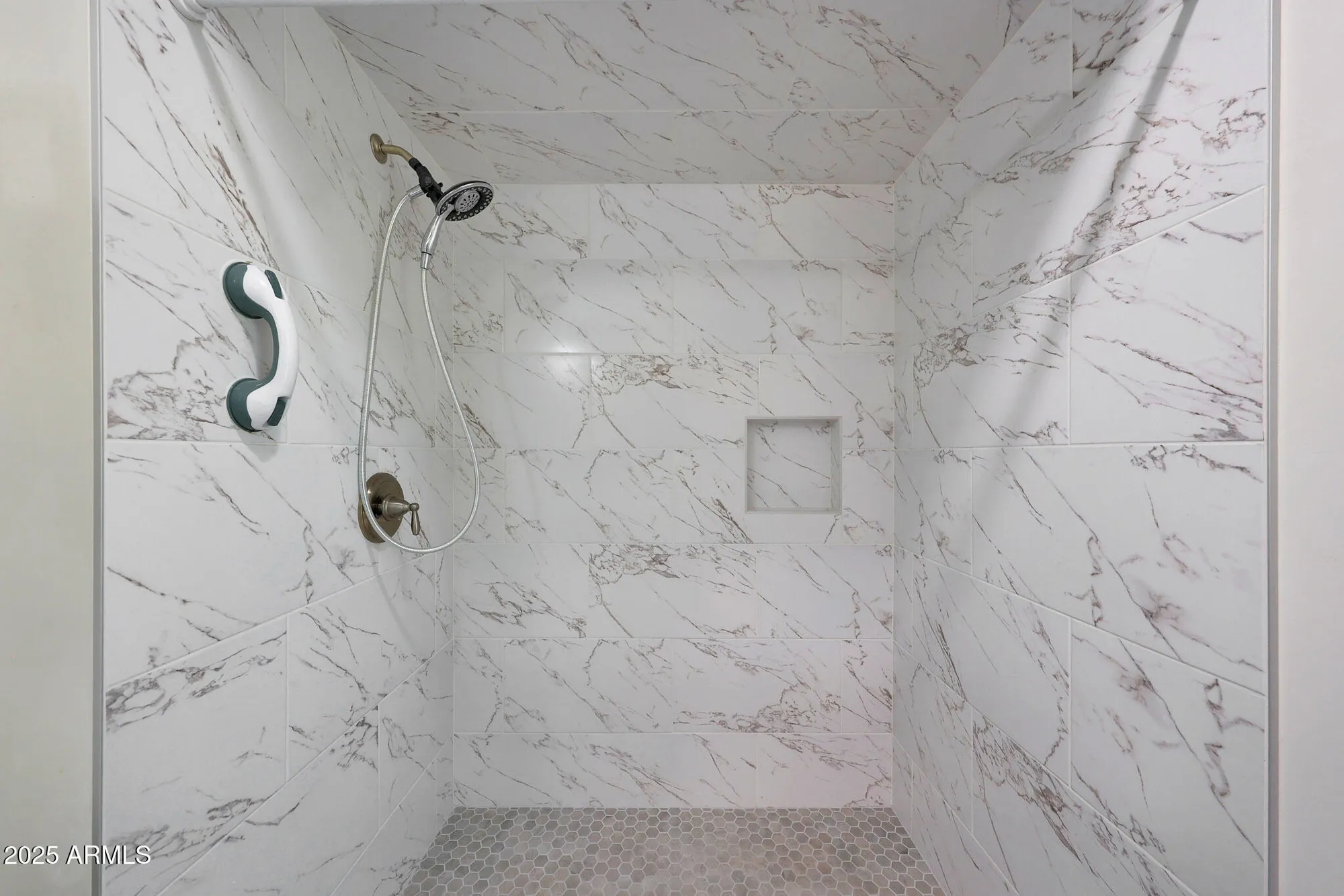 Property Slideshow image 23 of 55 | 10754 w brookside dr, Sun City, AZ, 85351