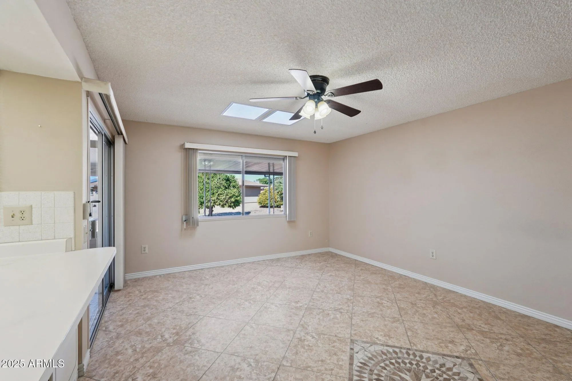 Property Slideshow image 13 of 40 | 17818 n buntline dr, Sun City West, AZ, 85375