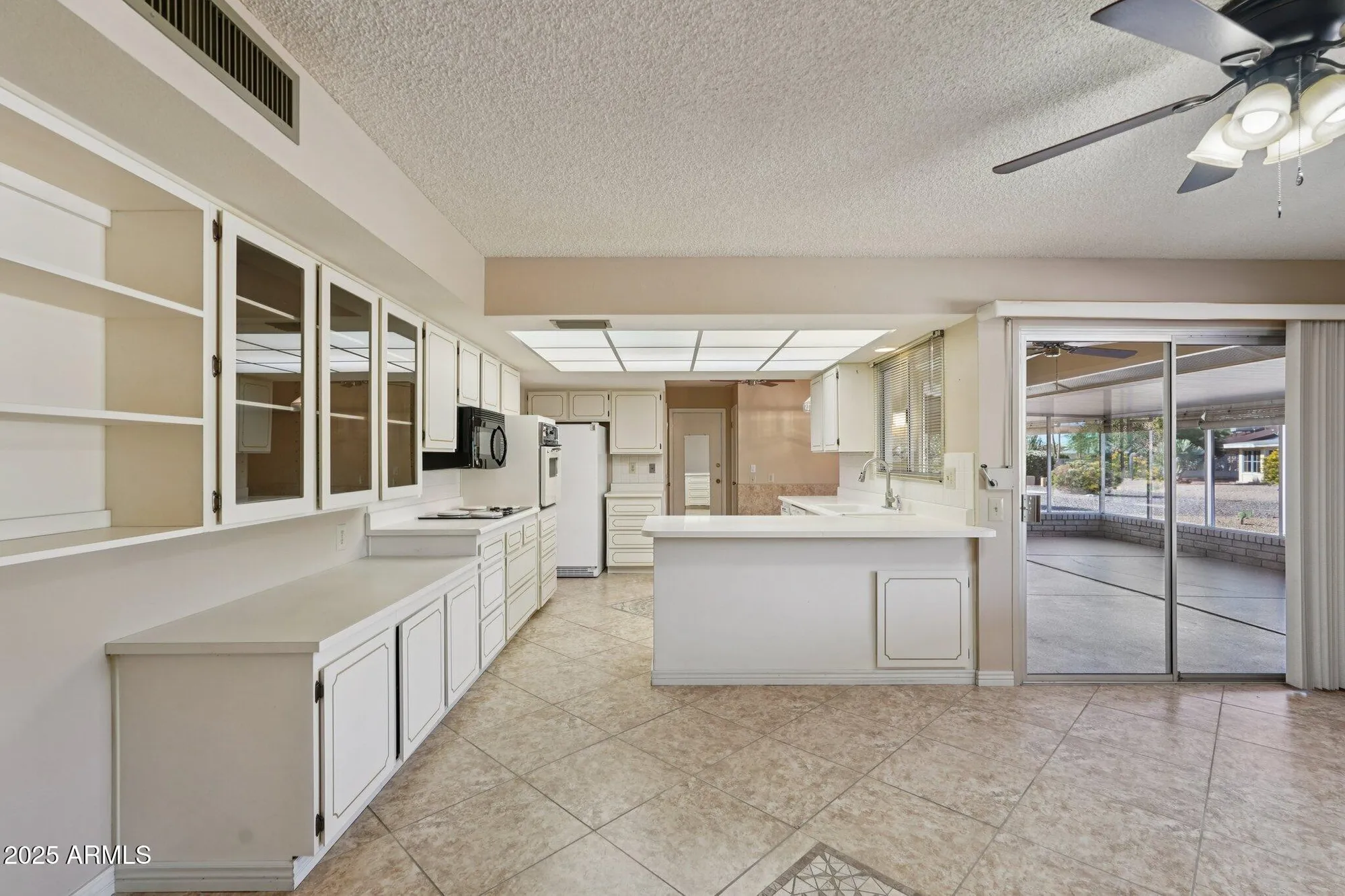 Property Slideshow image 17 of 40 | 17818 n buntline dr, Sun City West, AZ, 85375