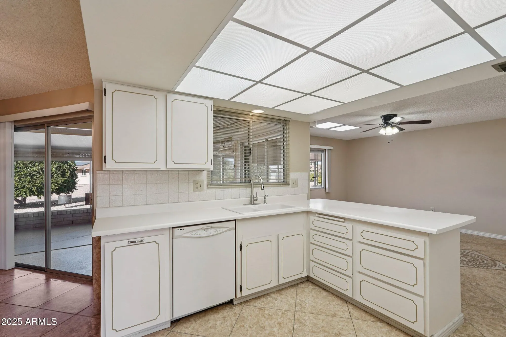Property Slideshow image 18 of 40 | 17818 n buntline dr, Sun City West, AZ, 85375