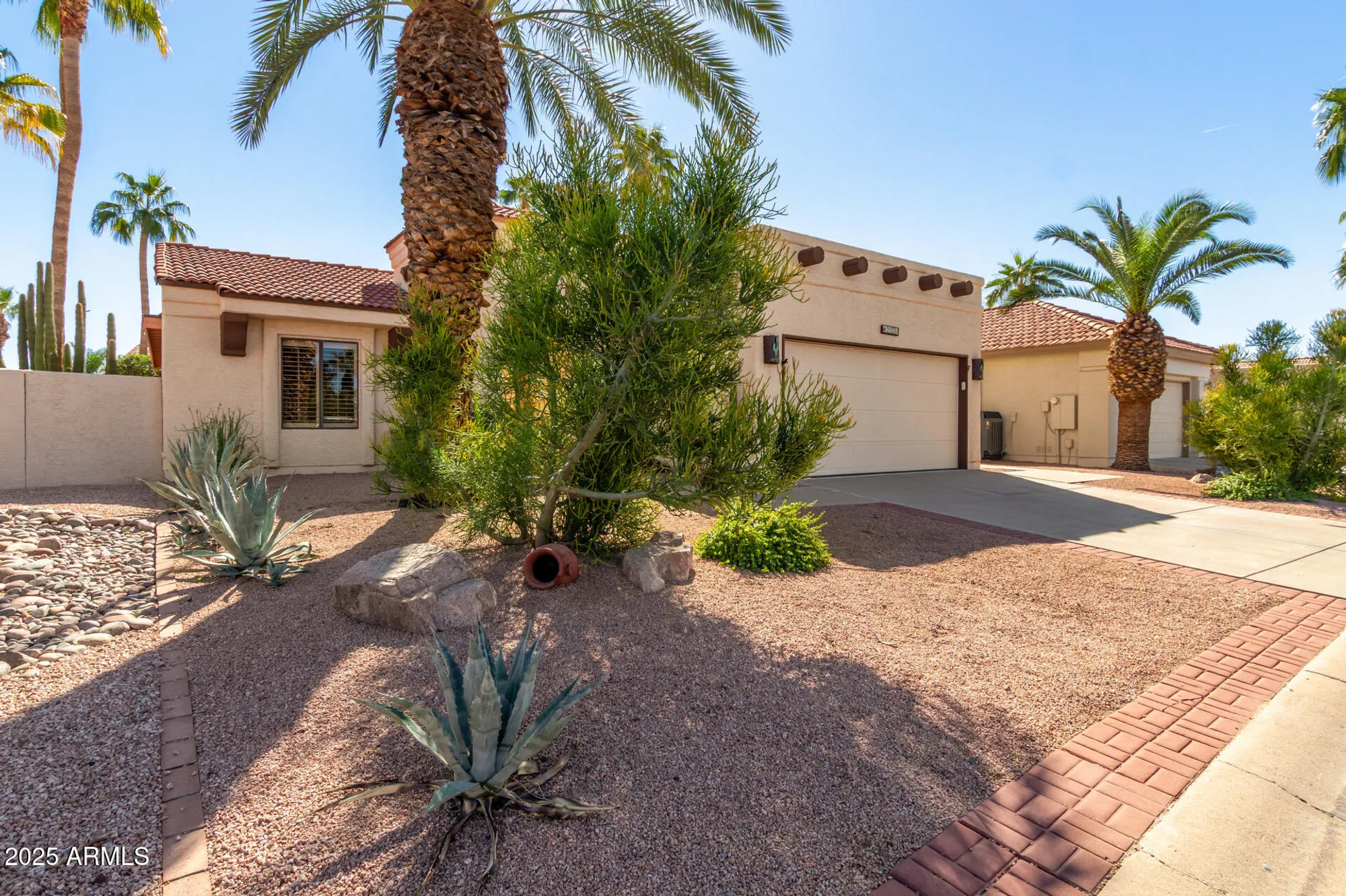 Property Slideshow image 26 of 27 | 25231 s cloverland dr, Sun Lakes, AZ, 85248