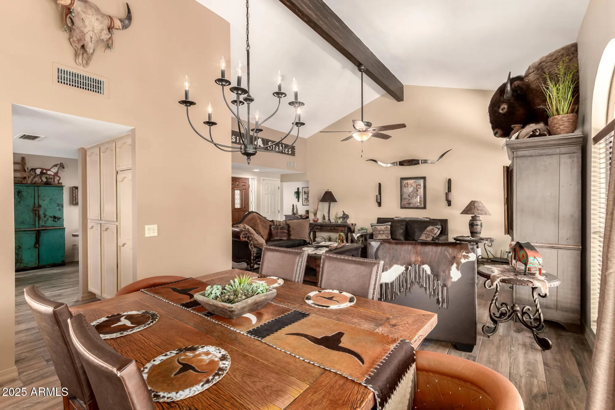 Property Slideshow image 10 of 27 | 25231 s cloverland dr, Sun Lakes, AZ, 85248