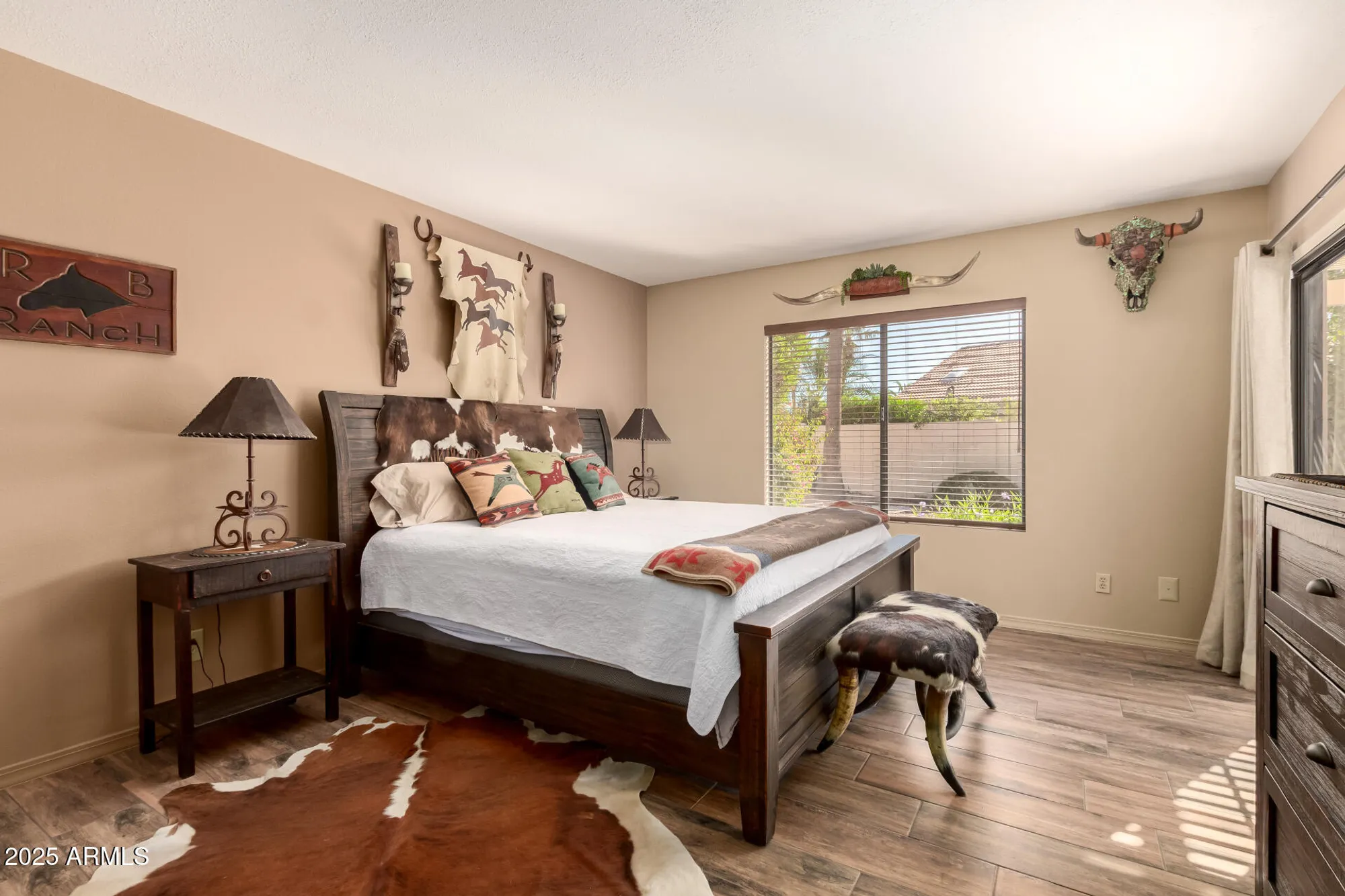 Property Slideshow image 4 of 27 | 25231 s cloverland dr, Sun Lakes, AZ, 85248