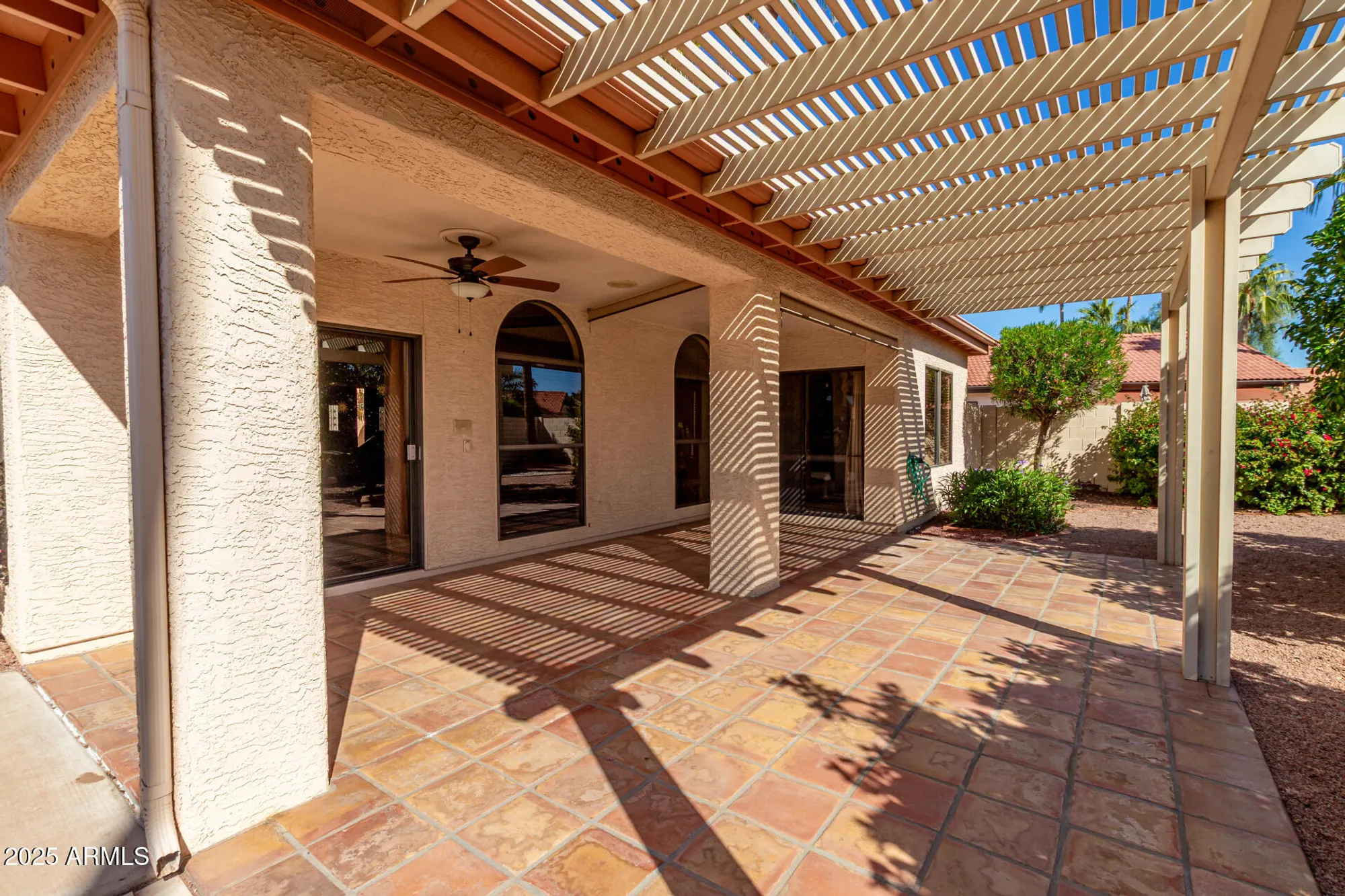 Property Slideshow image 5 of 27 | 25231 s cloverland dr, Sun Lakes, AZ, 85248
