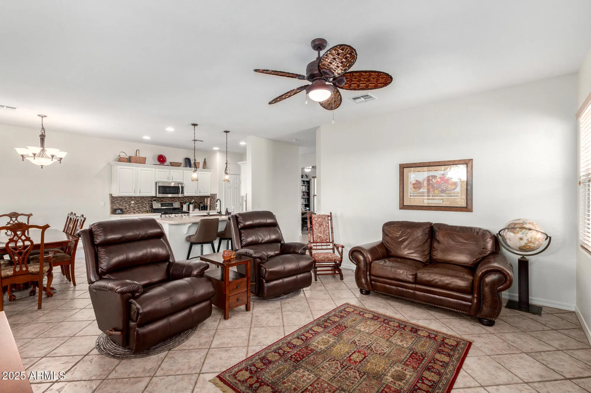 Property Slideshow image 6 of 38 | 3211 e gleneagle dr, Chandler, AZ, 85249