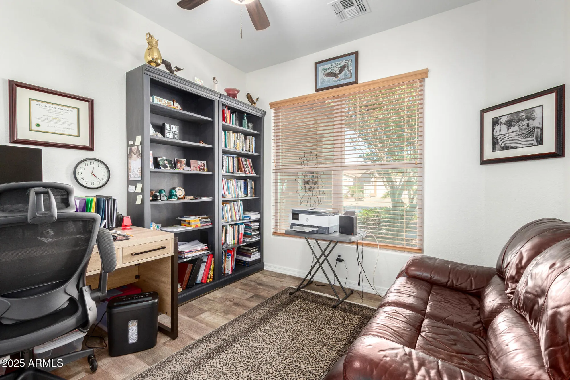 Property Slideshow image 19 of 38 | 3211 e gleneagle dr, Chandler, AZ, 85249