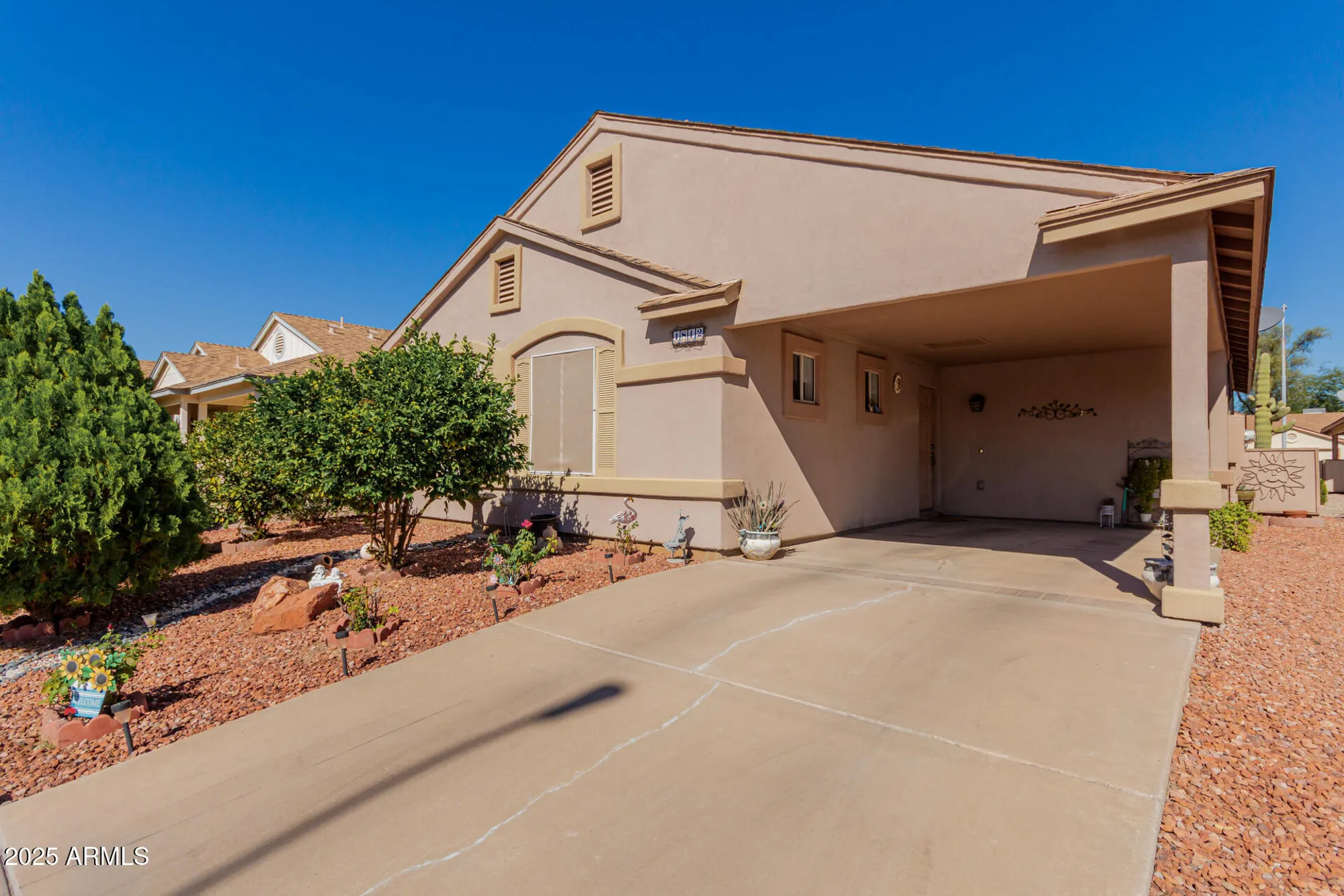 Property Slideshow image 1 of 24 | 1842 e riviera dr 30, Chandler, AZ, 85249
