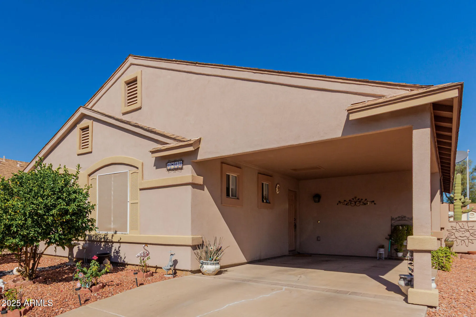 Property Slideshow image 3 of 24 | 1842 e riviera dr 30, Chandler, AZ, 85249