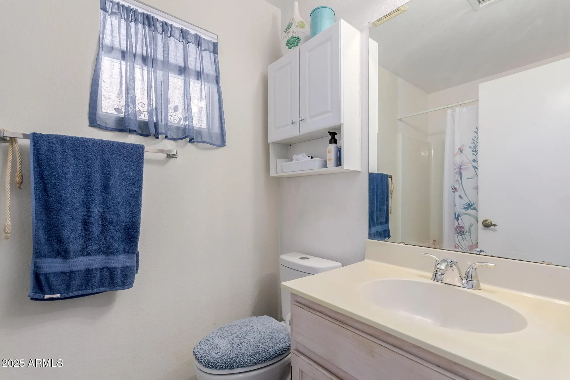 Property Slideshow image 16 of 24 | 1842 e riviera dr 30, Chandler, AZ, 85249