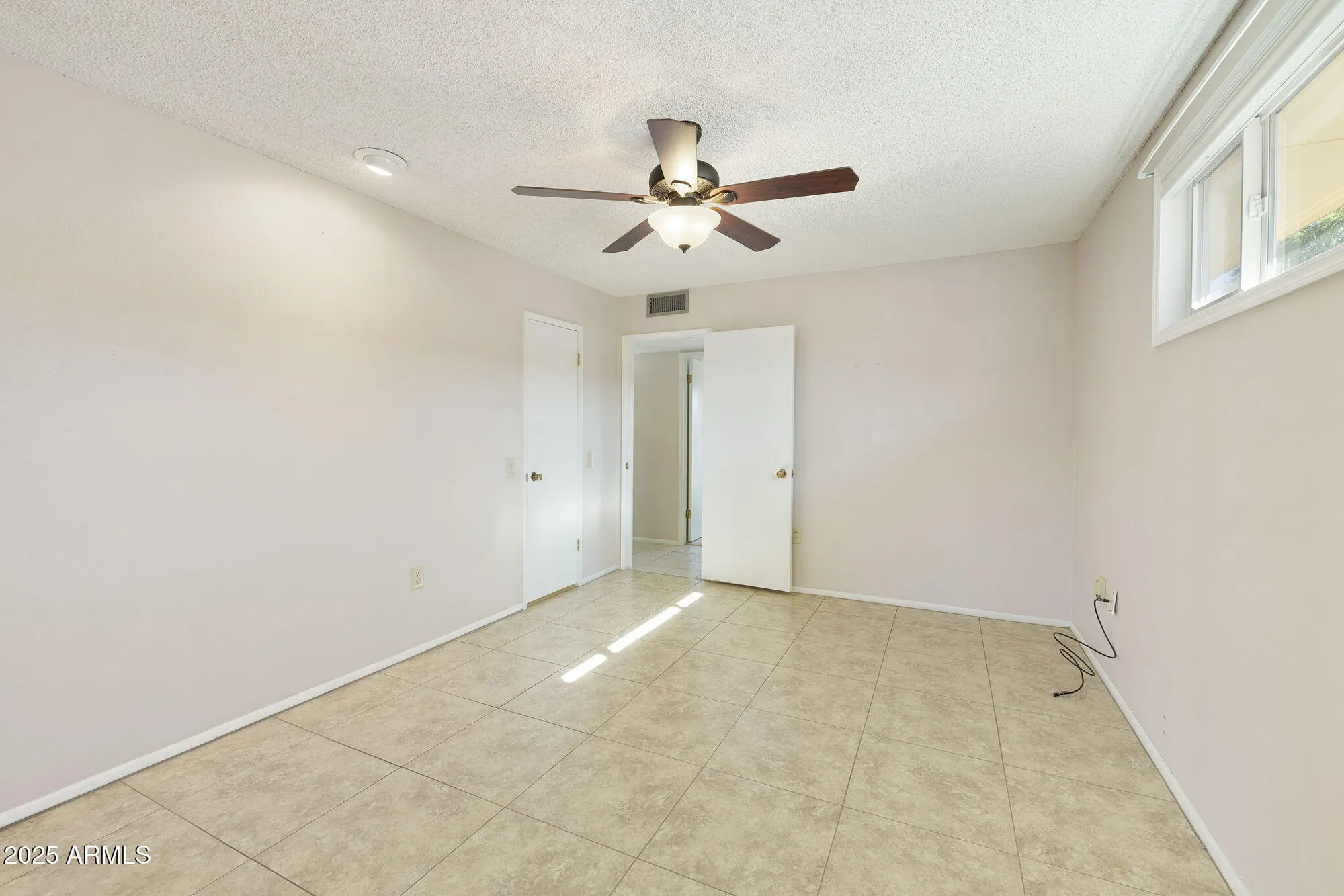 Property Slideshow image 29 of 53 | 13072 n 100th ave, Sun City, AZ, 85351