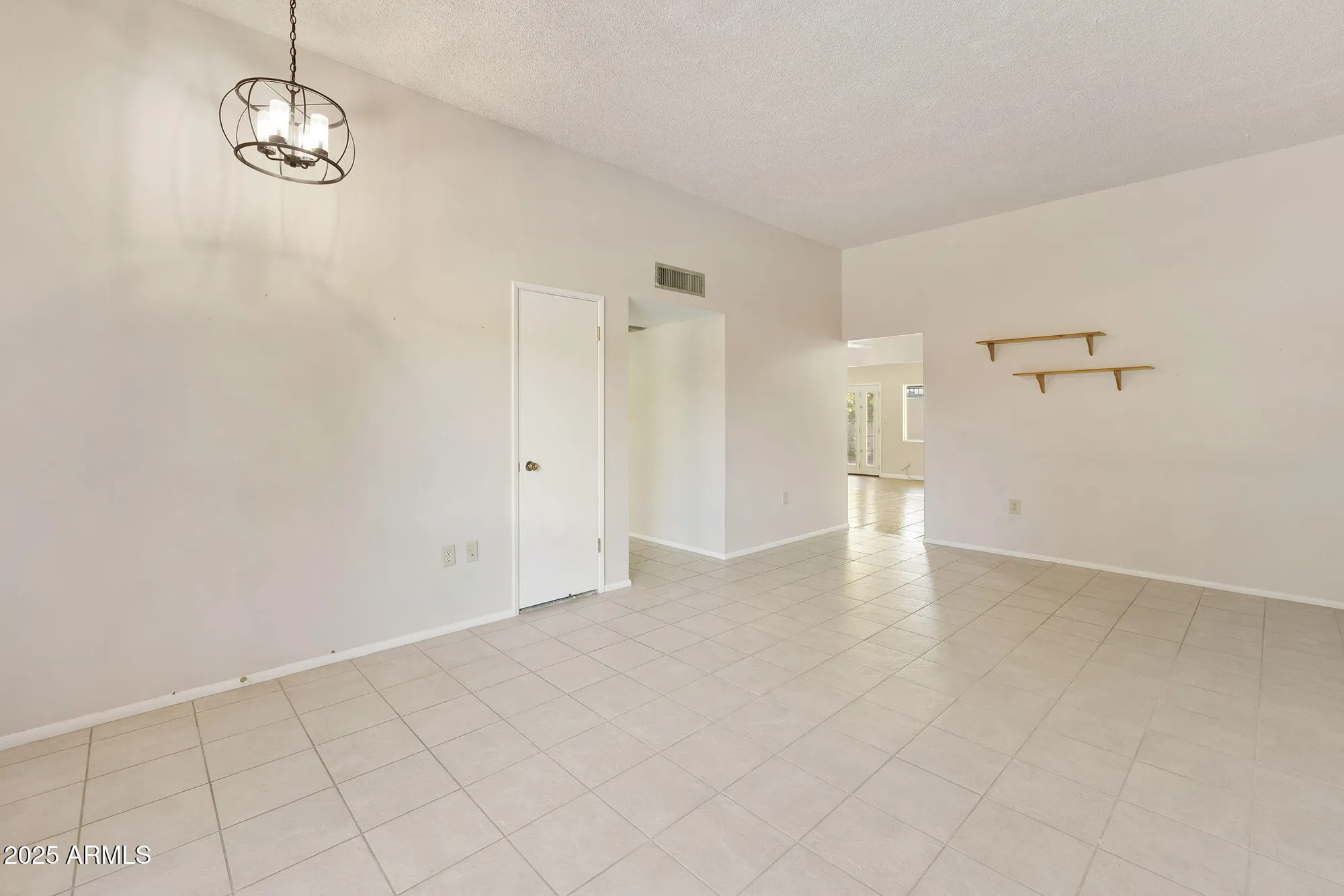 Property Slideshow image 12 of 53 | 13072 n 100th ave, Sun City, AZ, 85351