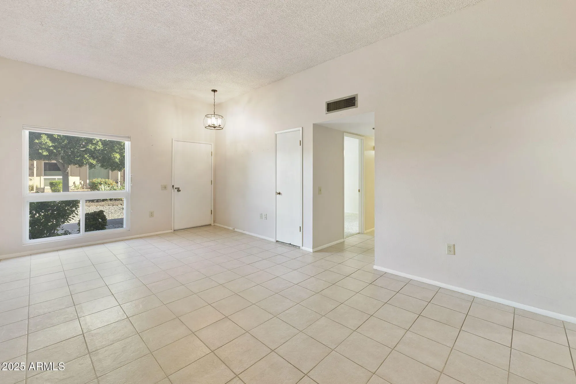 Property Slideshow image 9 of 53 | 13072 n 100th ave, Sun City, AZ, 85351