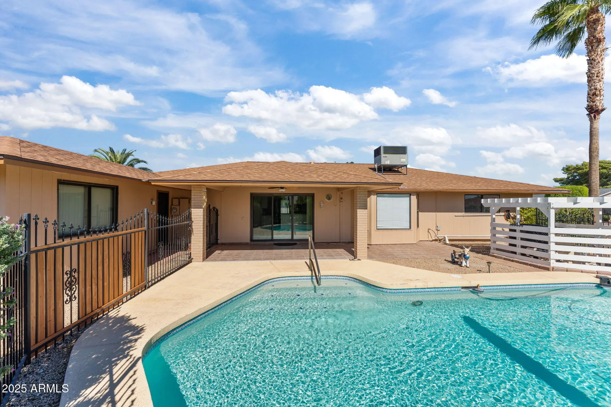 Property Slideshow image 32 of 79 | 12423 w aurora dr, Sun City West, AZ, 85375