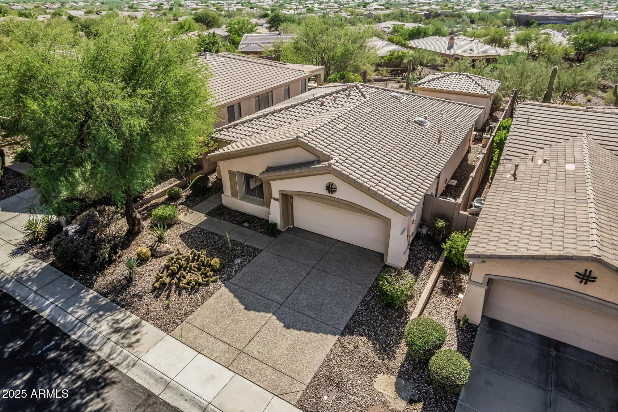 Property Slideshow image 3 of 51 | 2359 w muirfield dr, Anthem, AZ, 85086