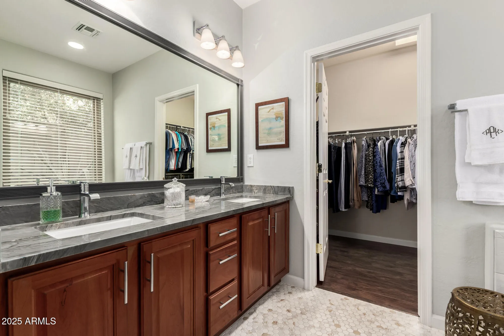 Property Slideshow image 16 of 26 | 41341 n laurel valley ct, Anthem, AZ, 85086