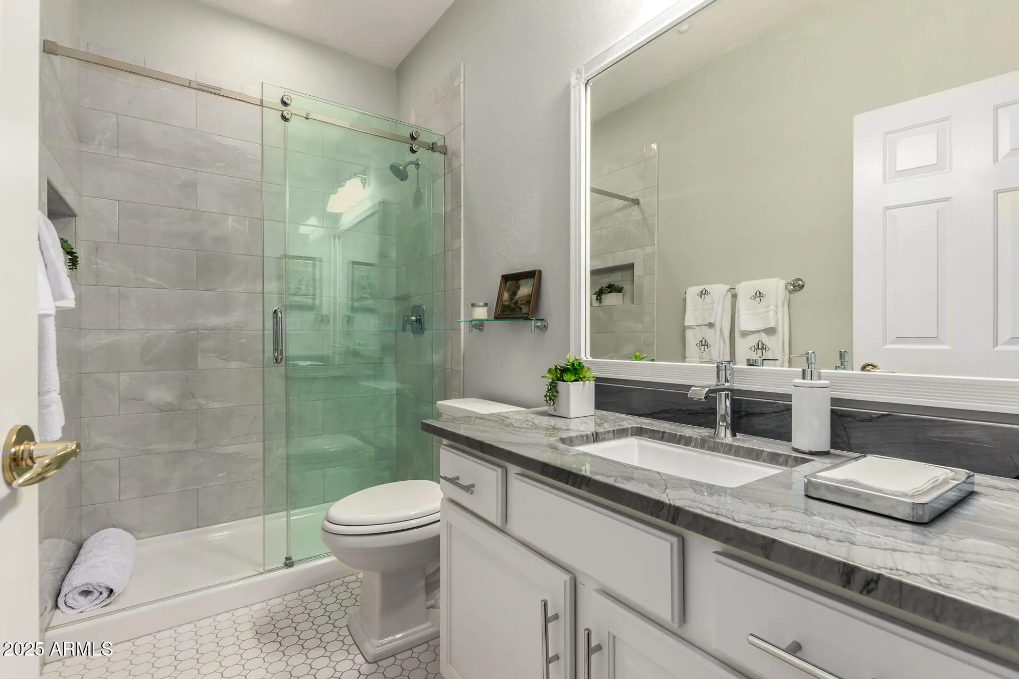 Property Slideshow image 18 of 26 | 41341 n laurel valley ct, Anthem, AZ, 85086