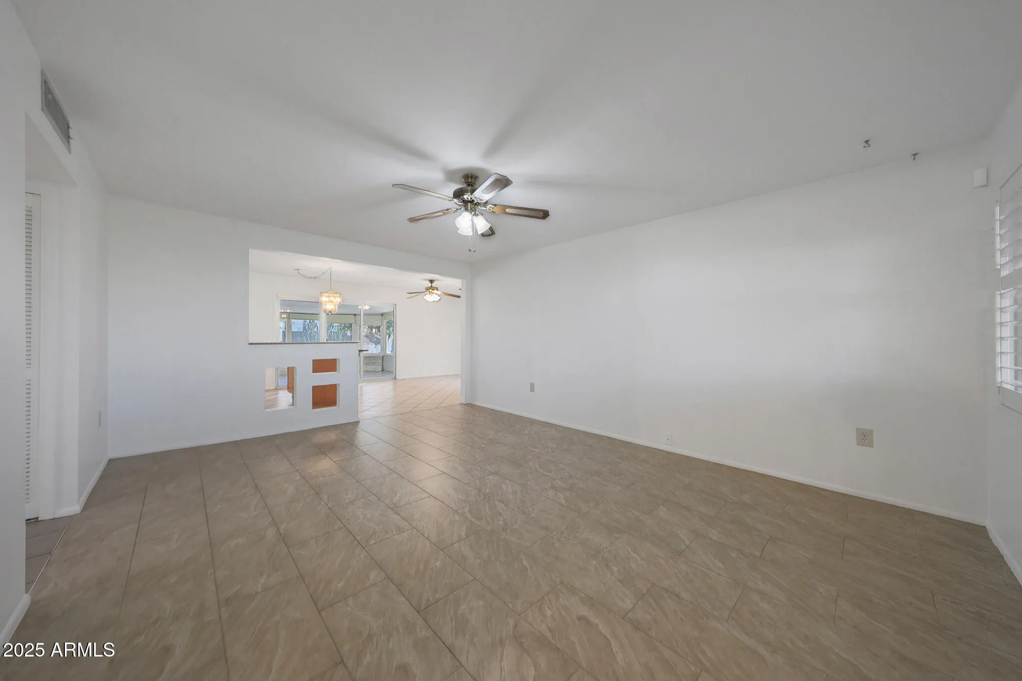 Property Slideshow image 11 of 71 | 10313 w desert rock dr, Sun City, AZ, 85351