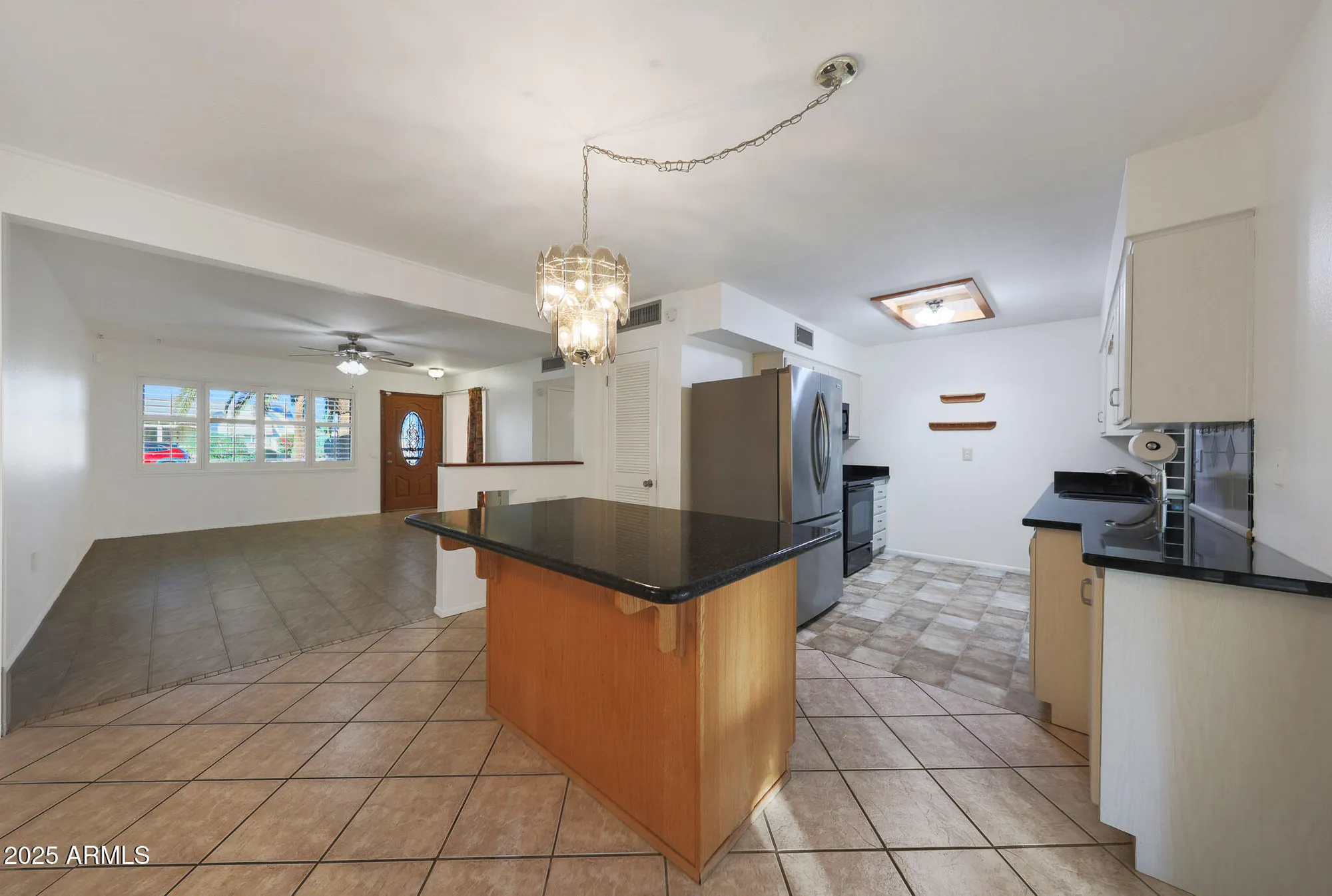 Property Slideshow image 13 of 71 | 10313 w desert rock dr, Sun City, AZ, 85351