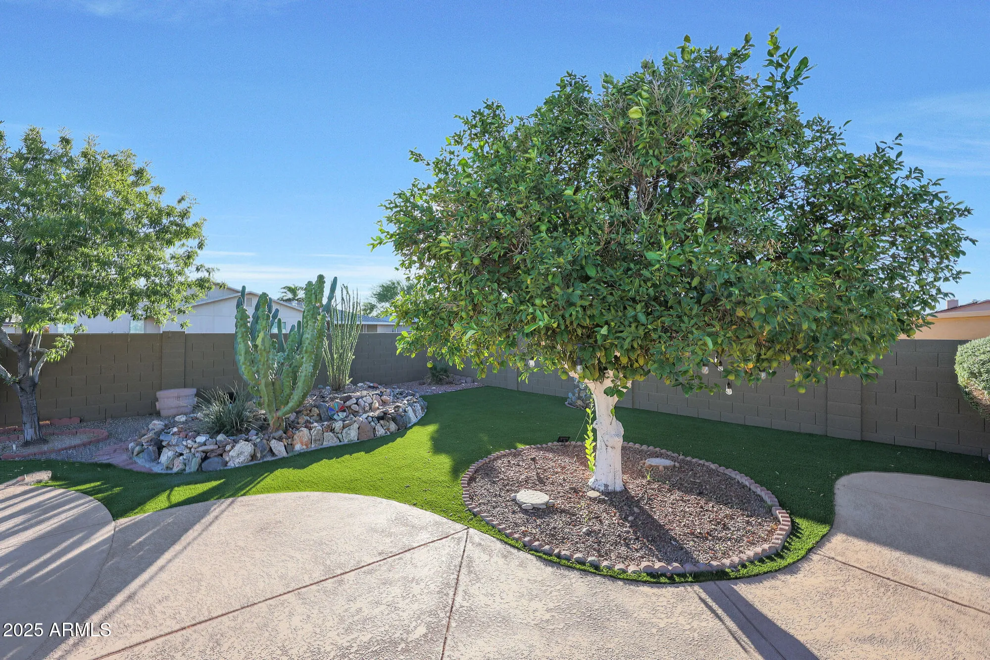 Property Slideshow image 43 of 71 | 10313 w desert rock dr, Sun City, AZ, 85351