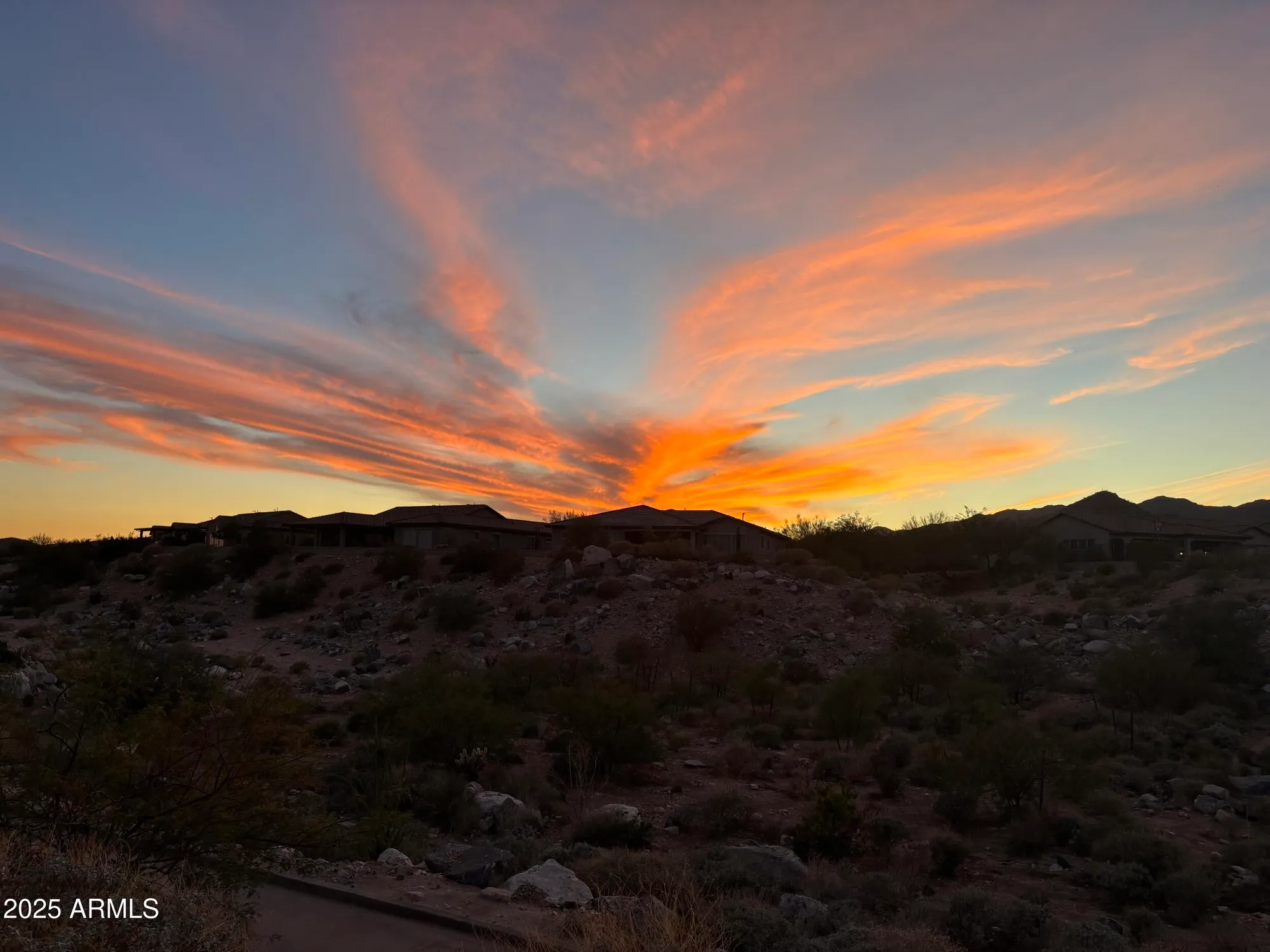 Property Slideshow image 5 of 47 | 5232 n 205th ln, Buckeye, AZ, 85396
