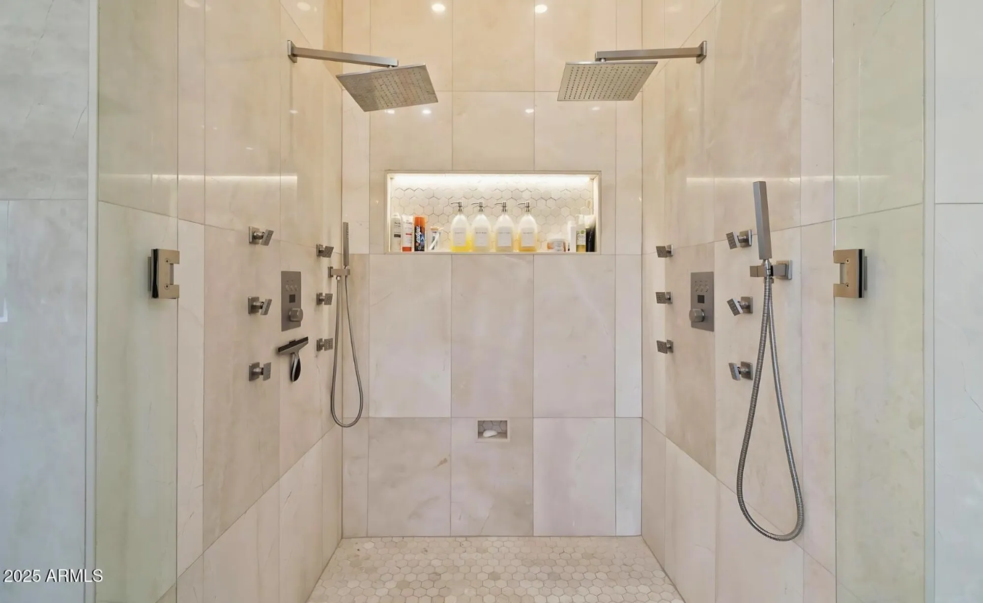 Property Slideshow image 14 of 35 | 40722 n harbour town ct, Anthem, AZ, 85086