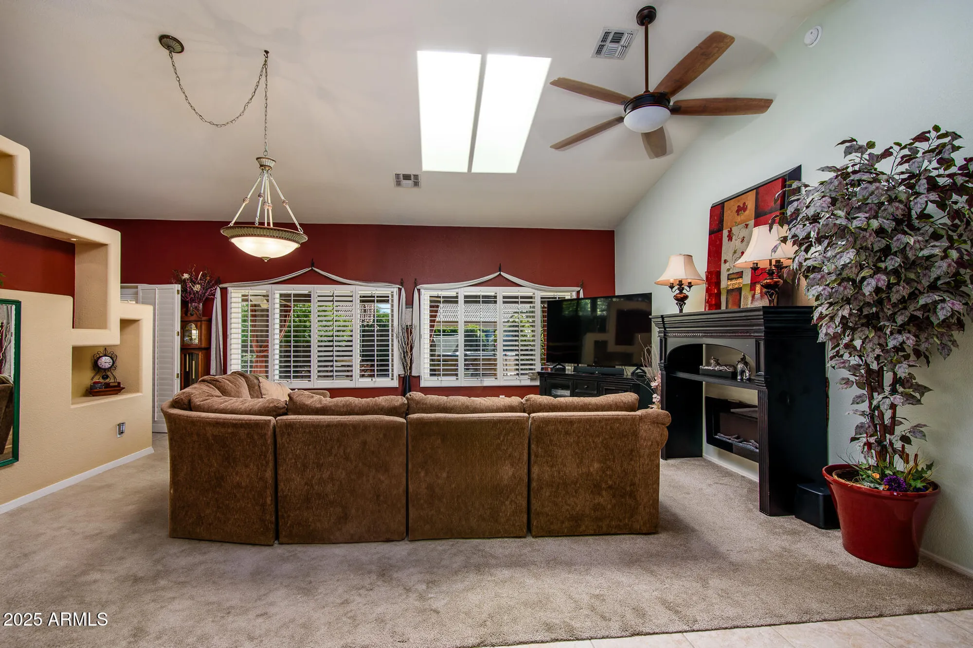 Property Slideshow image 13 of 64 | 10007 e arrowvale dr, Sun Lakes, AZ, 85248