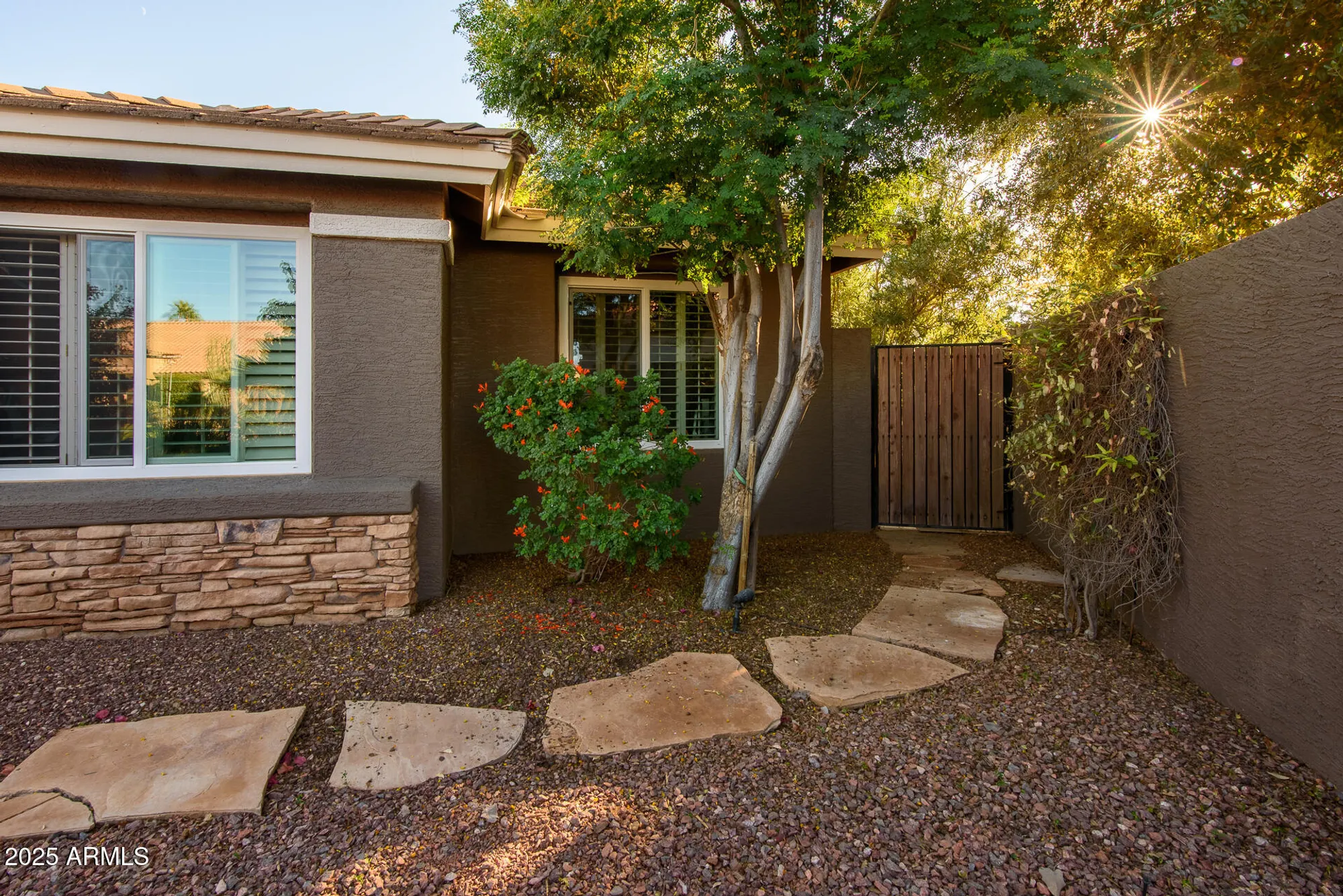 Property Slideshow image 6 of 64 | 10007 e arrowvale dr, Sun Lakes, AZ, 85248