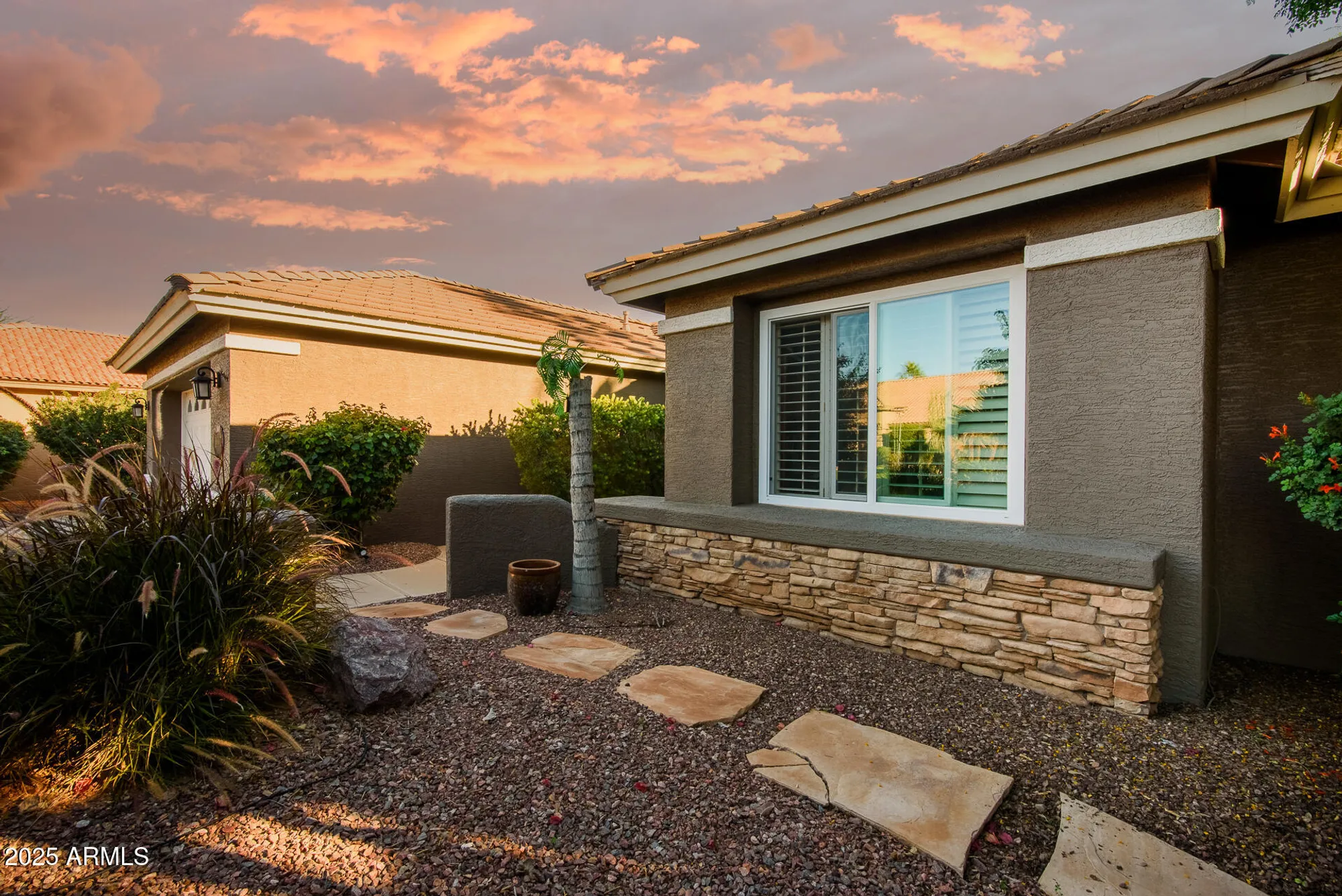 Property Slideshow image 7 of 64 | 10007 e arrowvale dr, Sun Lakes, AZ, 85248