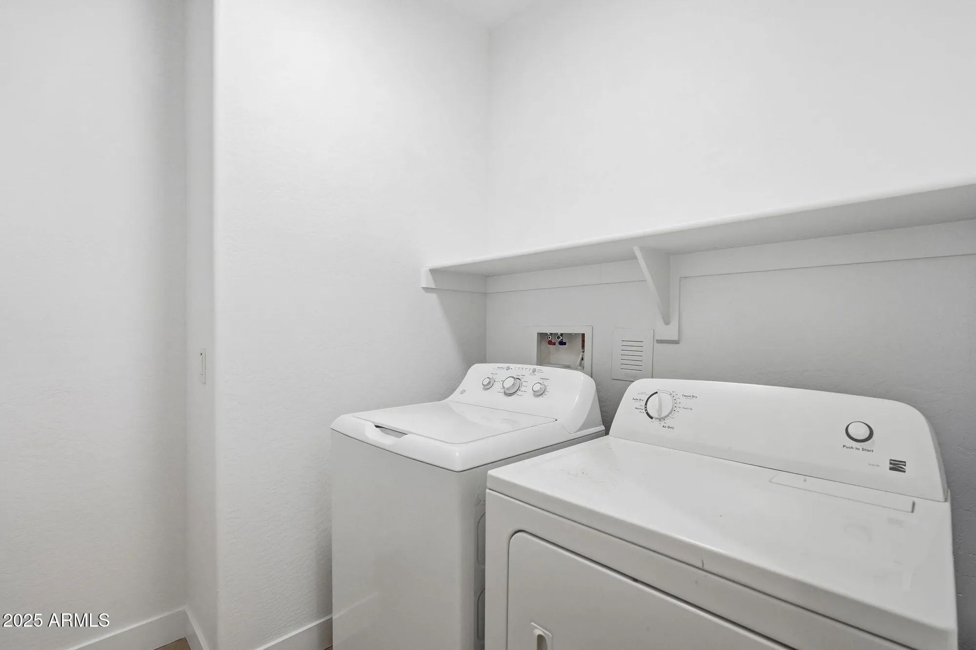 Property Slideshow image 29 of 32 | 8159 w cinder brook way, Florence, AZ, 85132