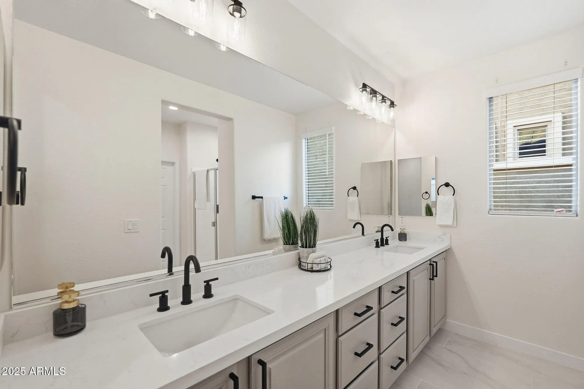 Property Slideshow image 27 of 32 | 8159 w cinder brook way, Florence, AZ, 85132