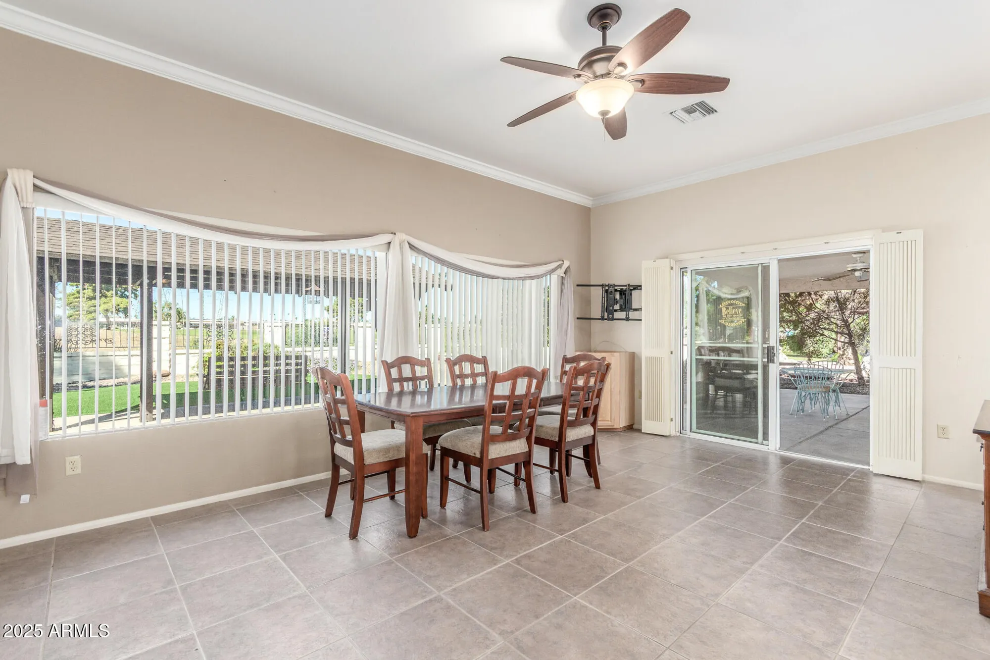 Property Slideshow image 5 of 29 | 10610 w wheatridge dr, Sun City, AZ, 85373