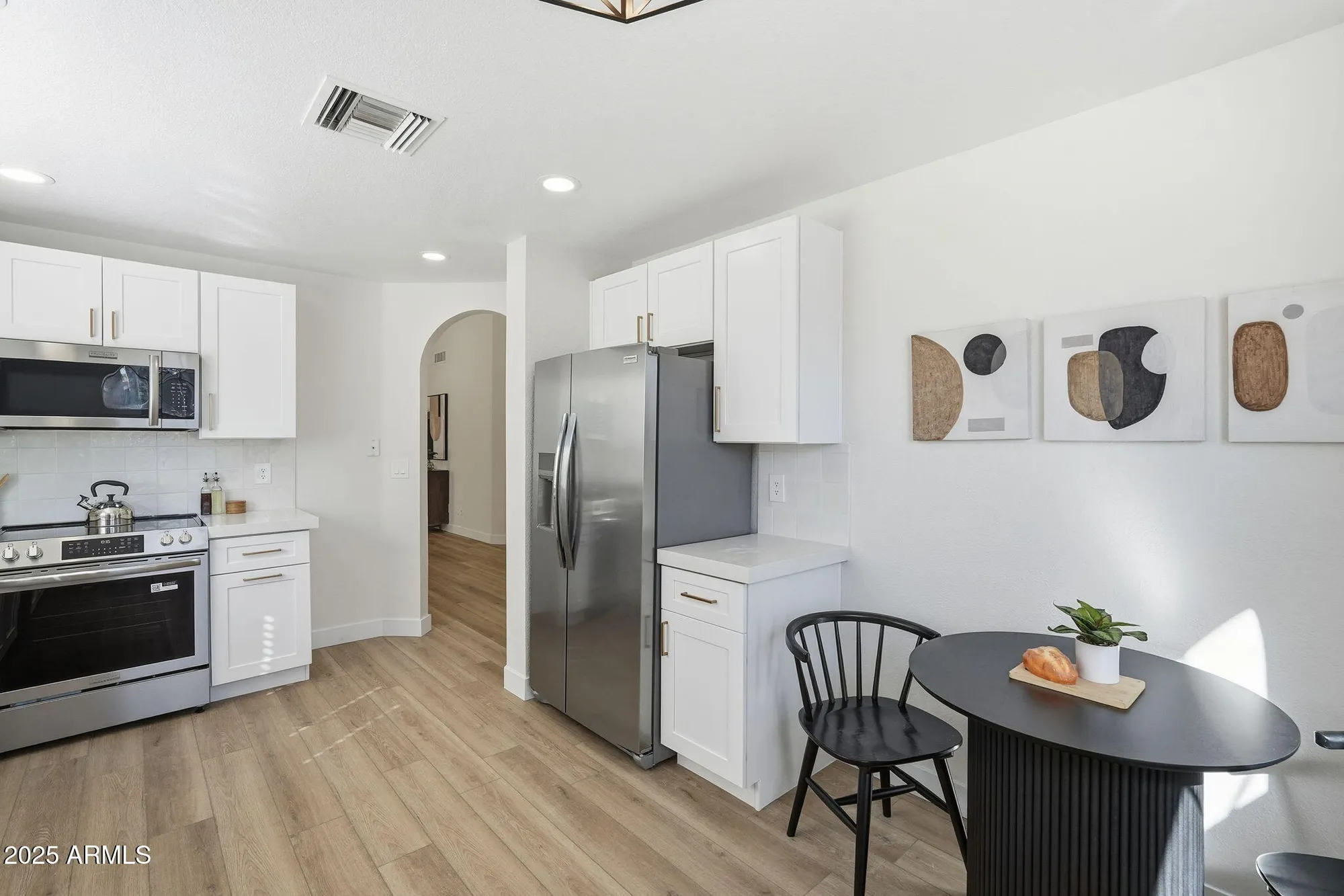 Property Slideshow image 10 of 39 | 26434 s ribbonwood dr, Sun Lakes, AZ, 85248