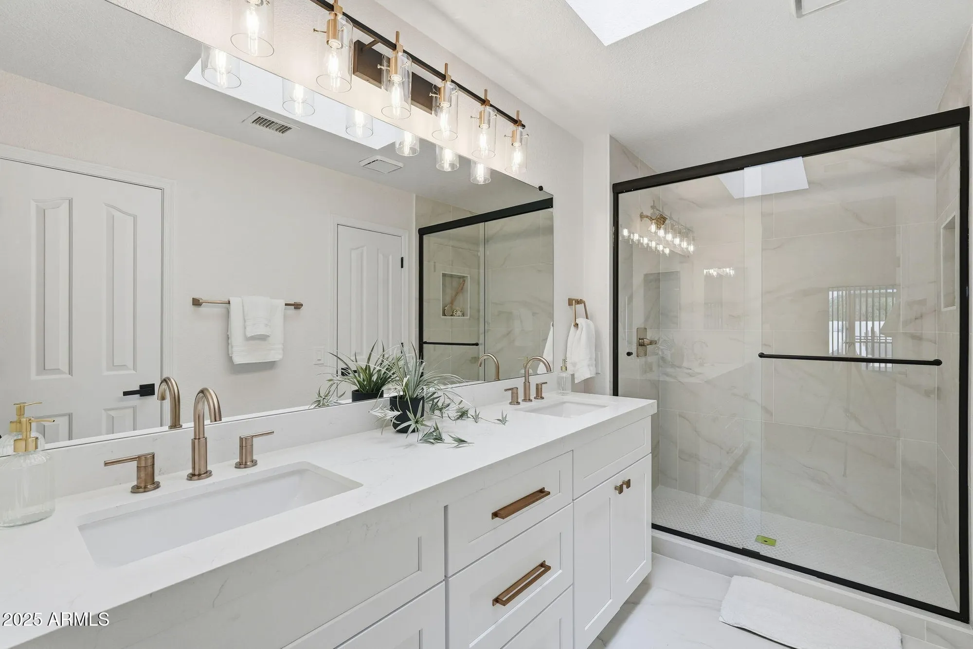 Property Slideshow image 28 of 39 | 26434 s ribbonwood dr, Sun Lakes, AZ, 85248