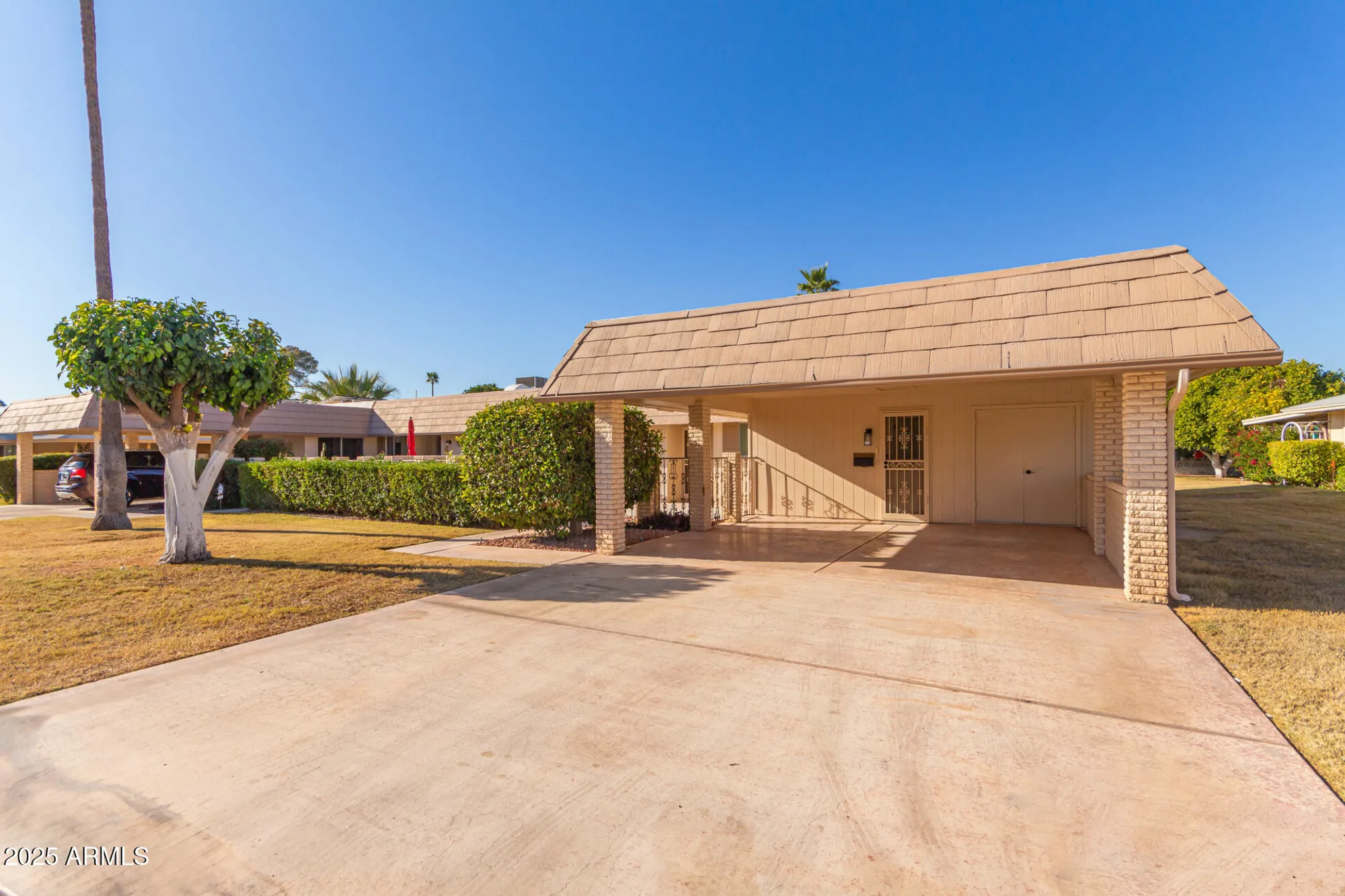 Property Slideshow image 22 of 28 | 13614 n hawthorn dr, Sun City, AZ, 85351