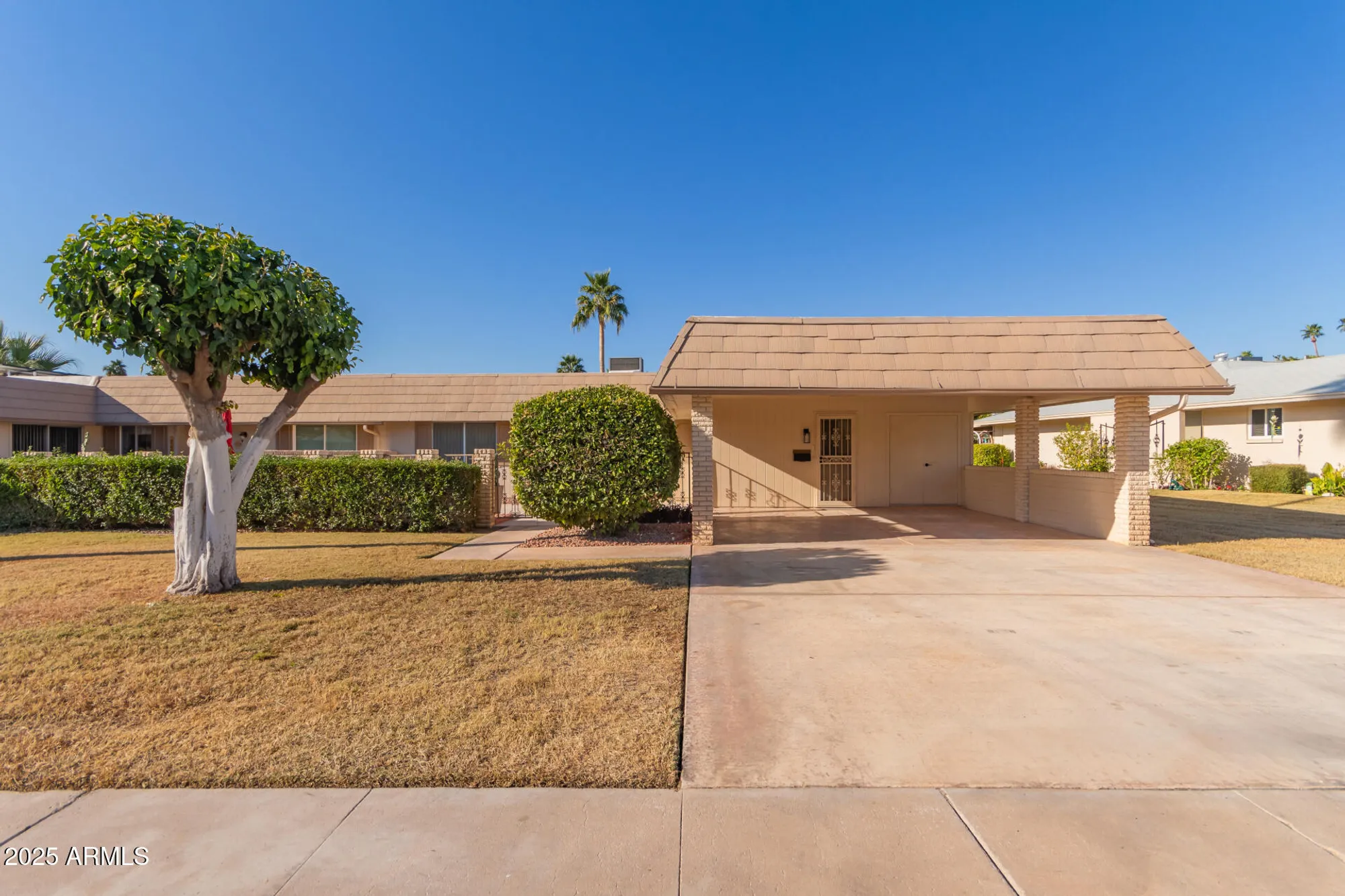 Property Slideshow image 23 of 28 | 13614 n hawthorn dr, Sun City, AZ, 85351