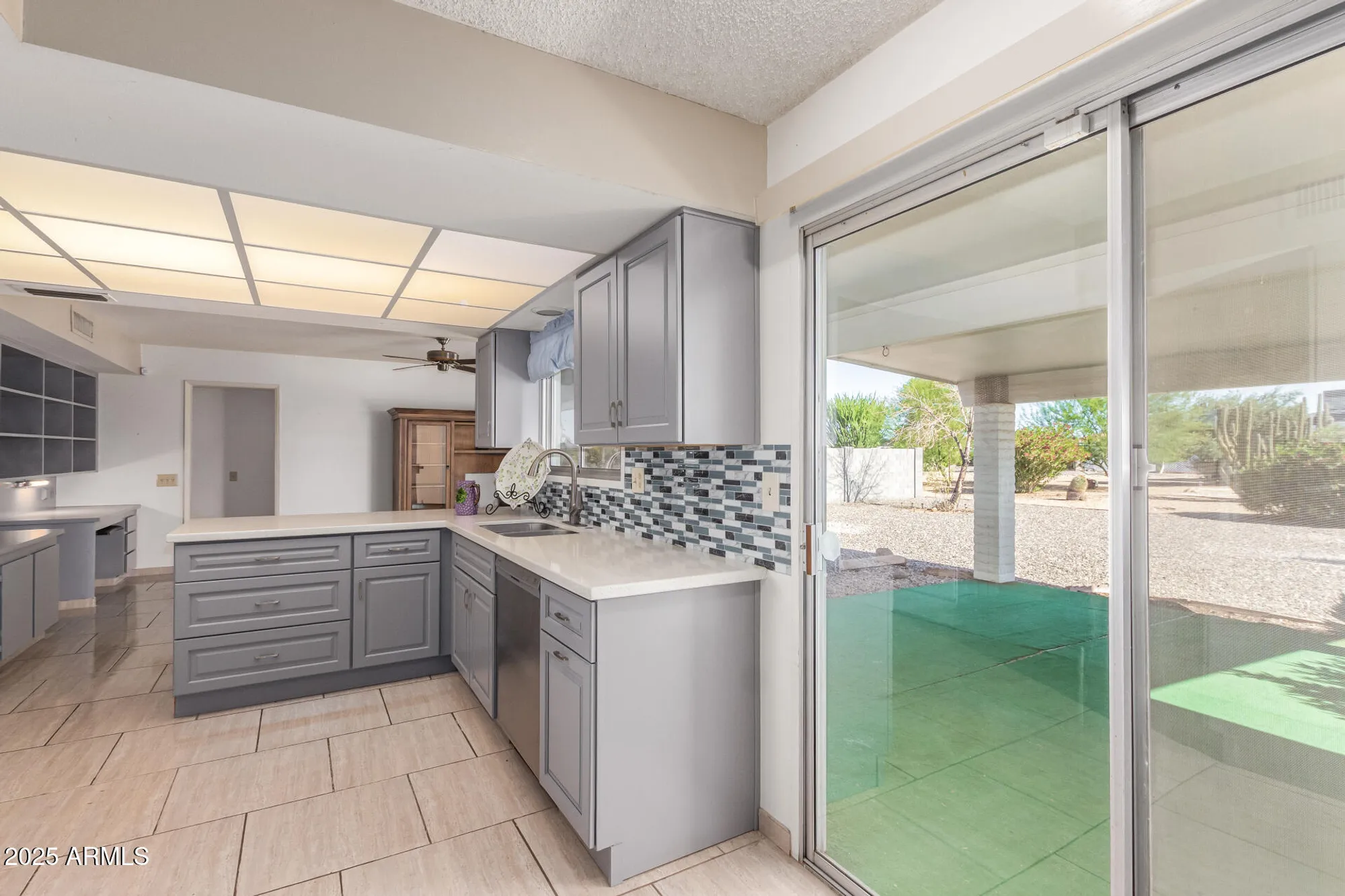 Property Slideshow image 17 of 32 | 12819 n sun valley dr, Sun City, AZ, 85351