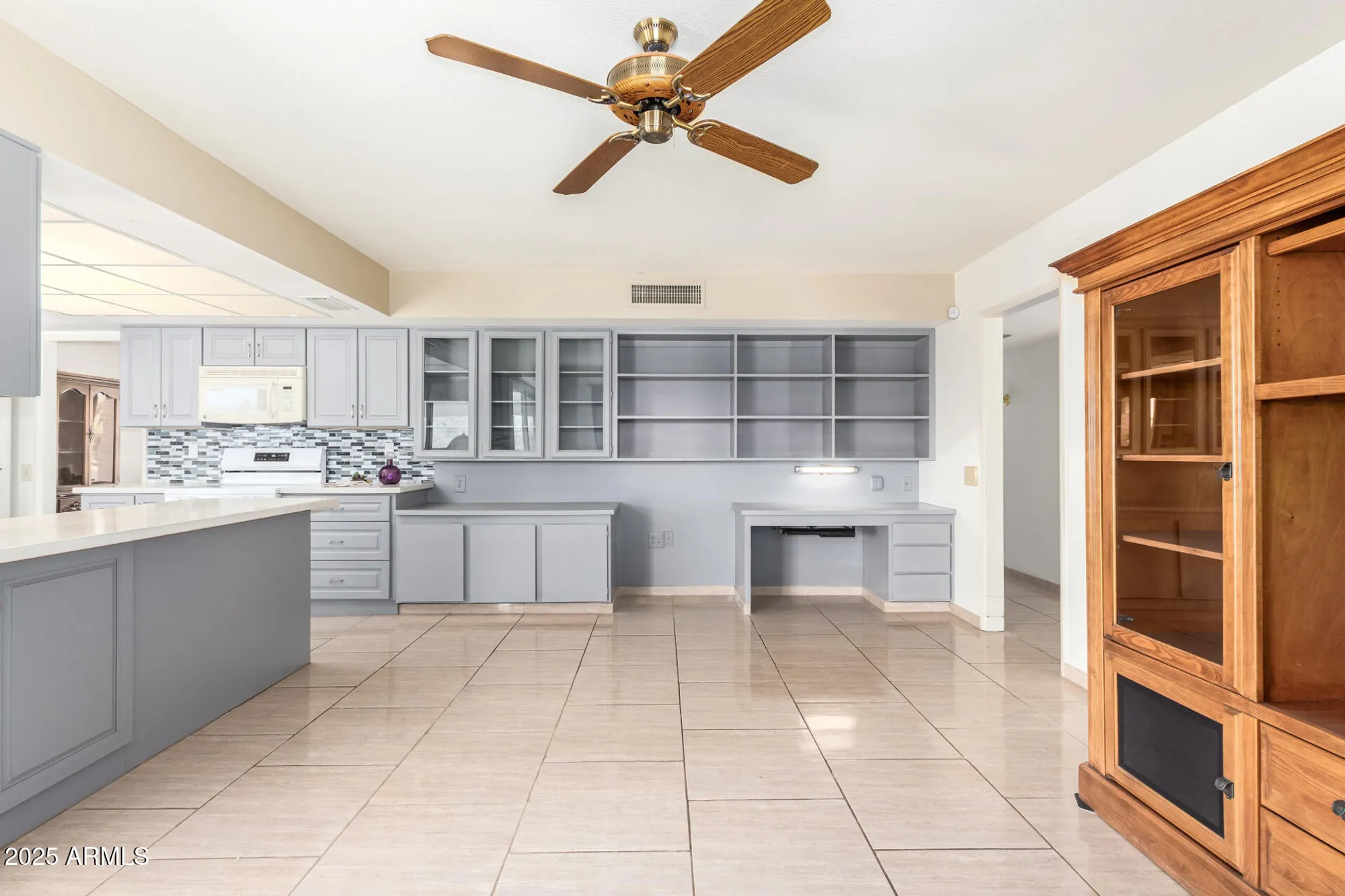 Property Slideshow image 2 of 32 | 12819 n sun valley dr, Sun City, AZ, 85351