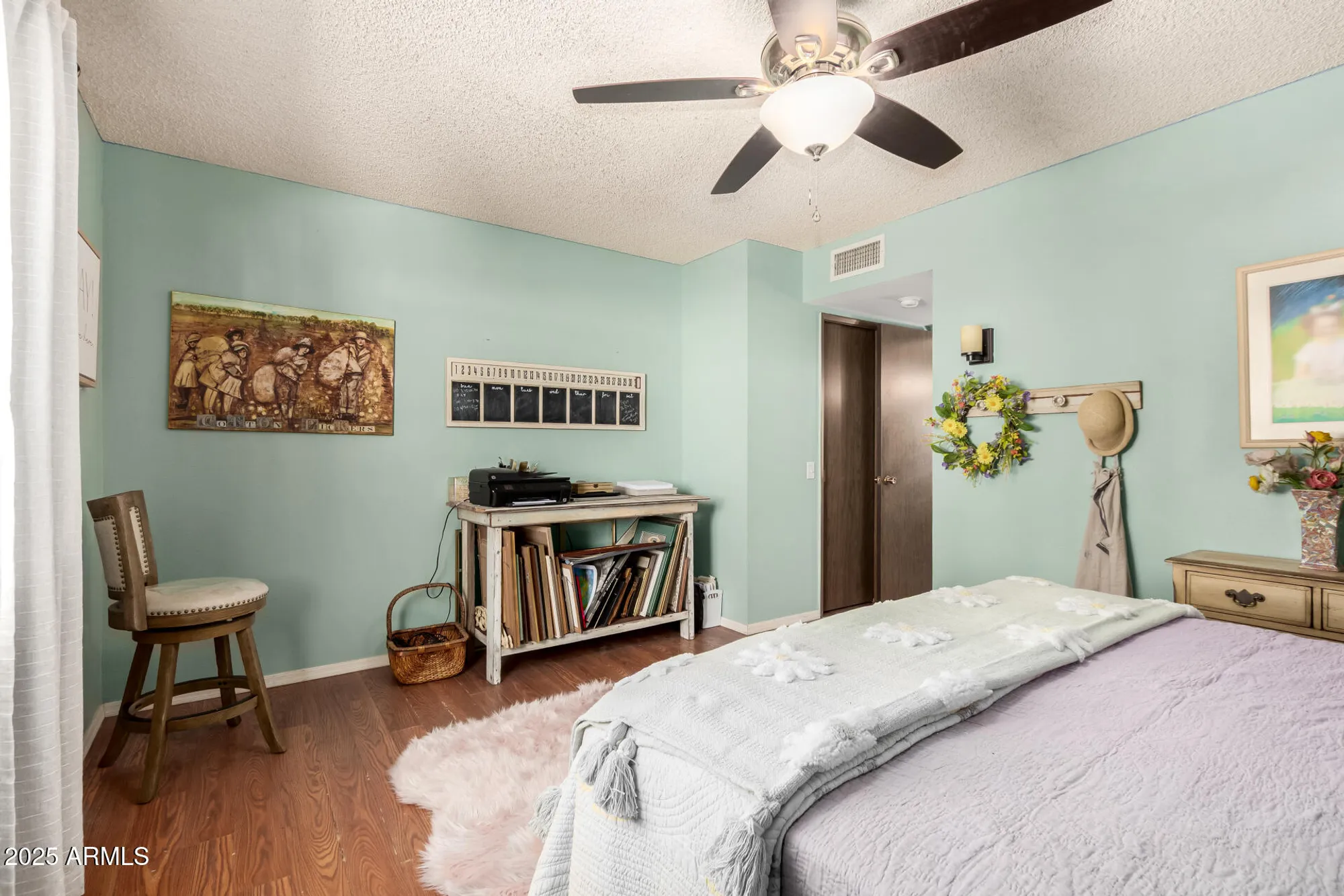 Property Slideshow image 12 of 18 | 10410 w campana dr, Sun City, AZ, 85351