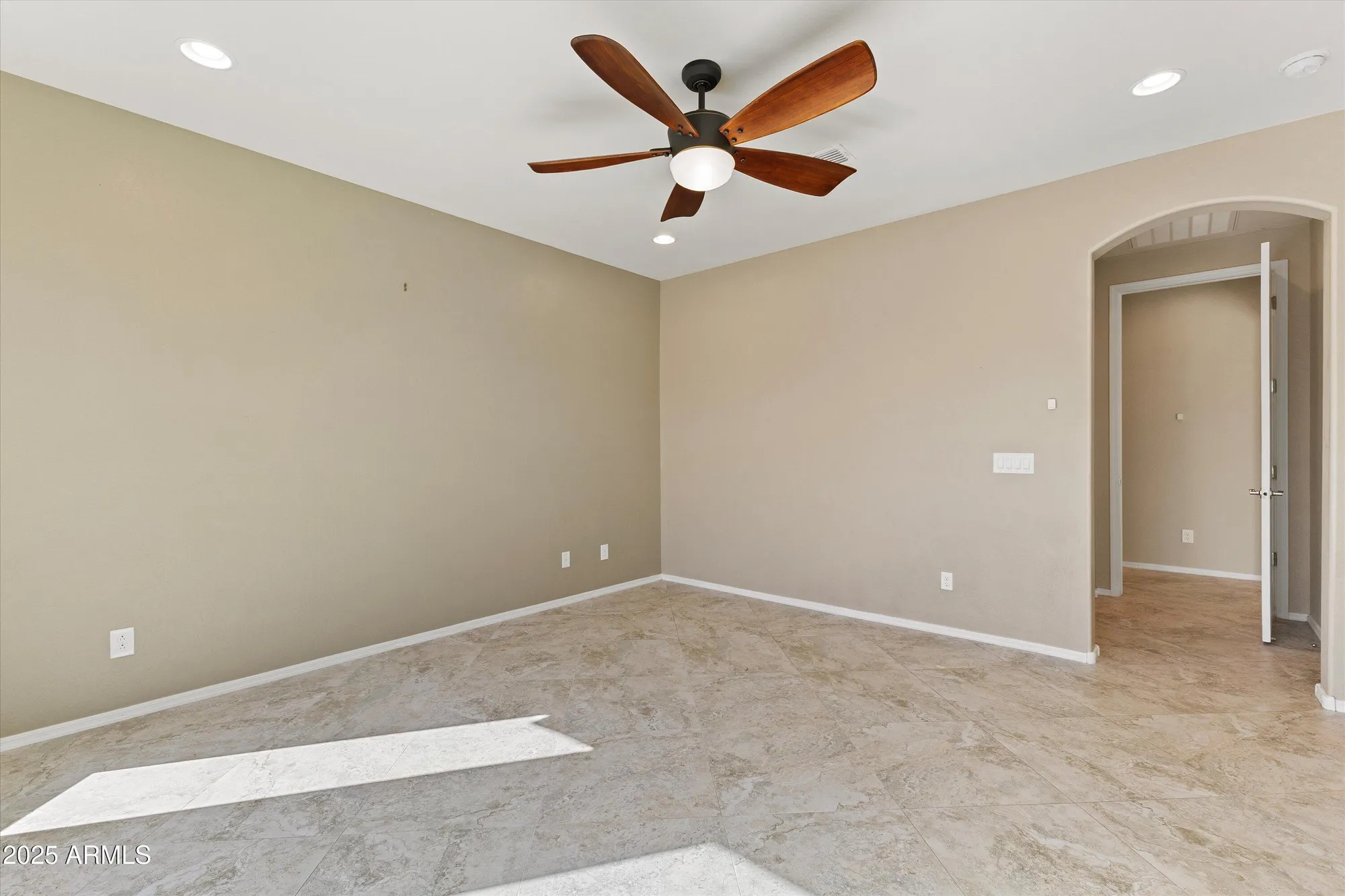 Property Slideshow image 15 of 42 | 26735 w oraibi dr, Buckeye, AZ, 85396