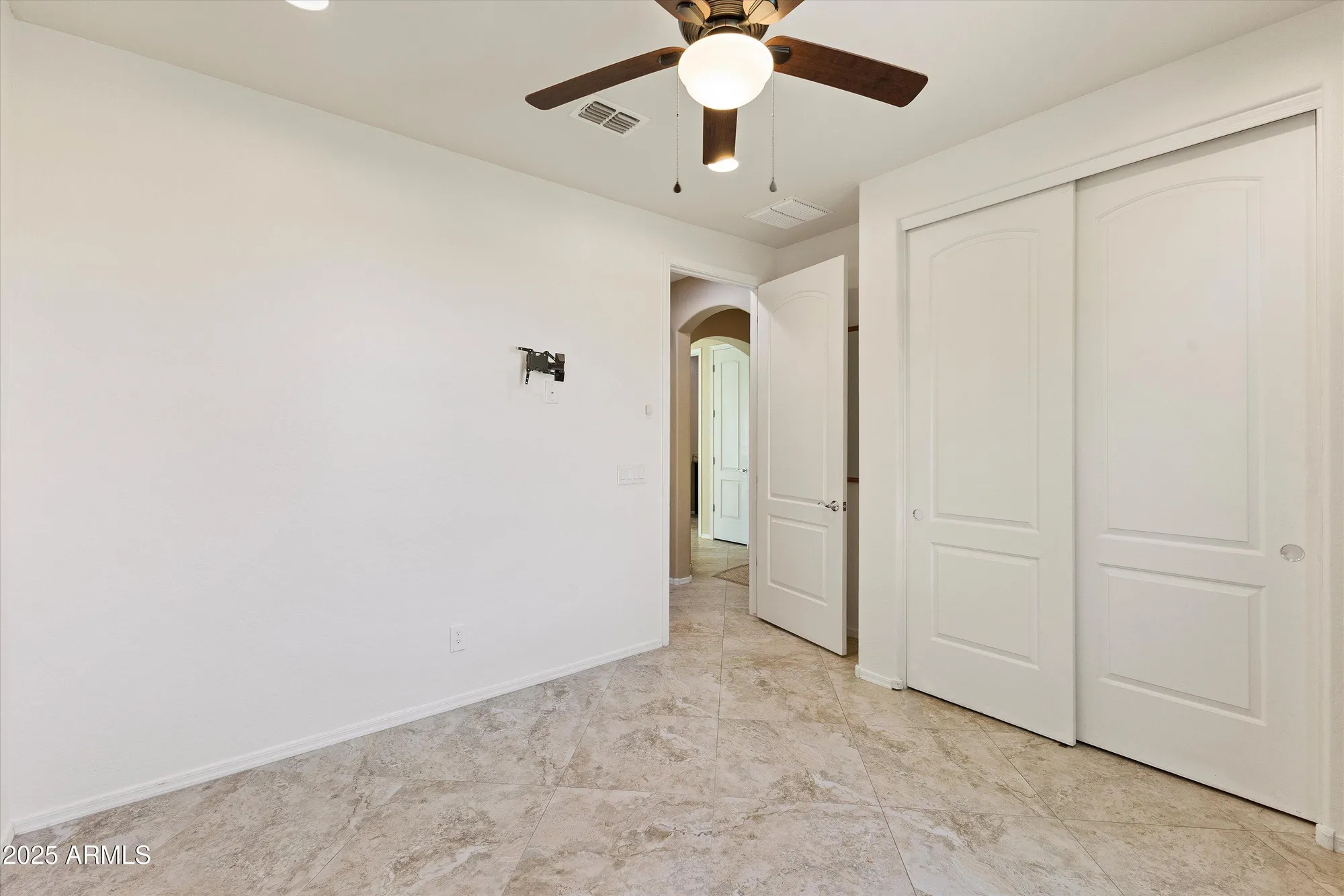 Property Slideshow image 23 of 42 | 26735 w oraibi dr, Buckeye, AZ, 85396